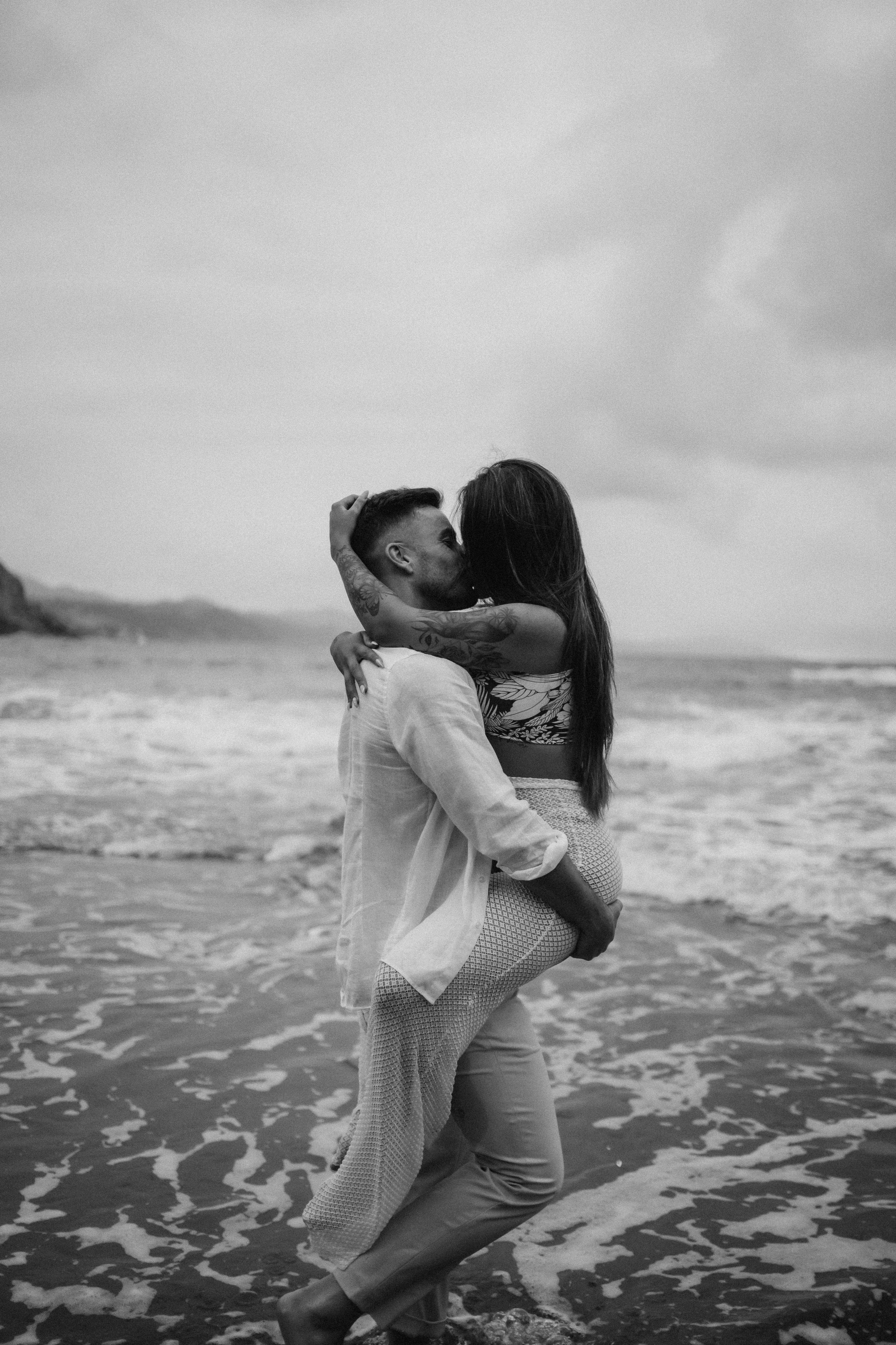 Love story. Holigood foto y video reportaje de bodas en San Sebastián y Europa