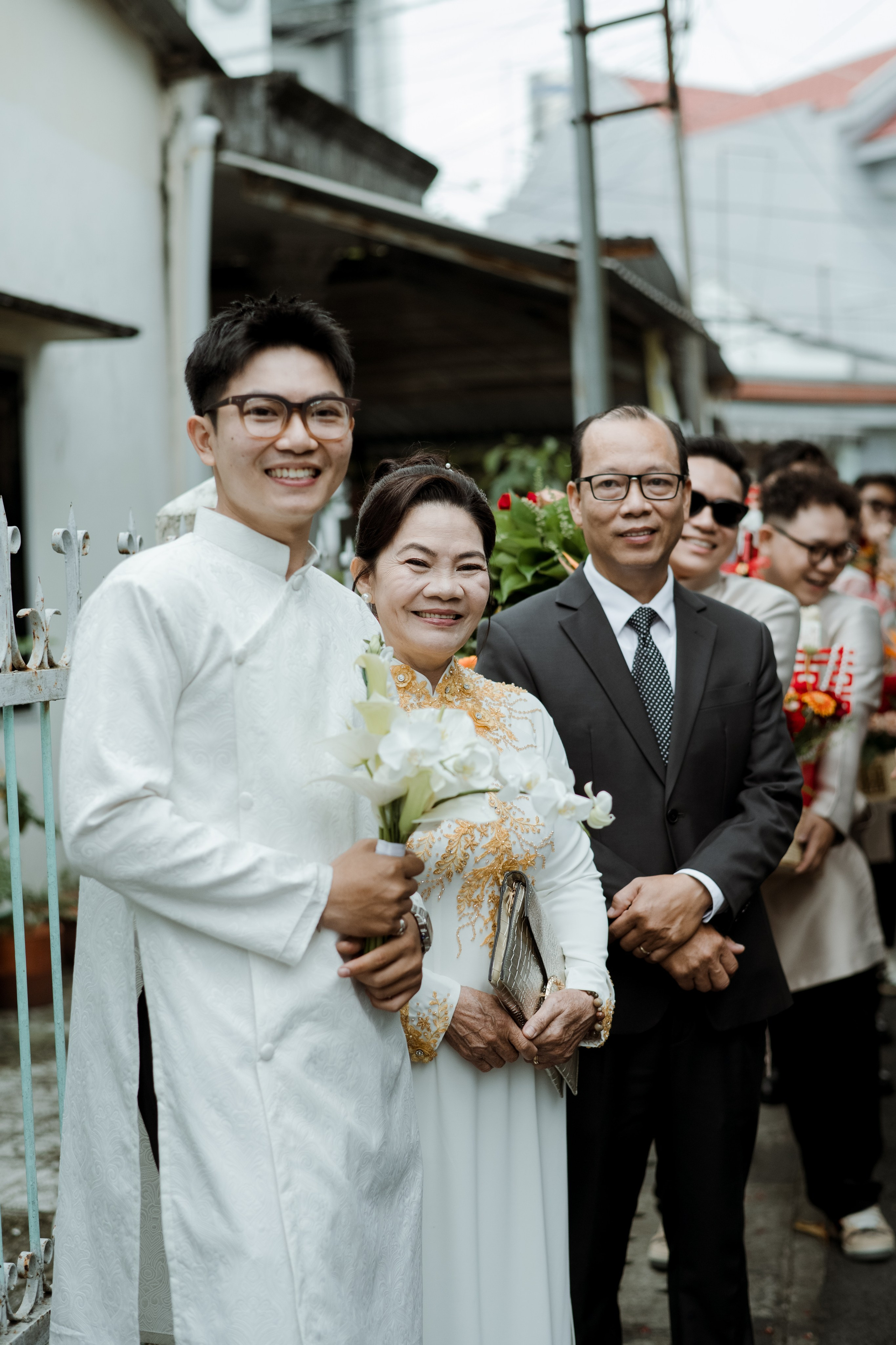 Man + Thu | Photojournalism. BenColor Studio