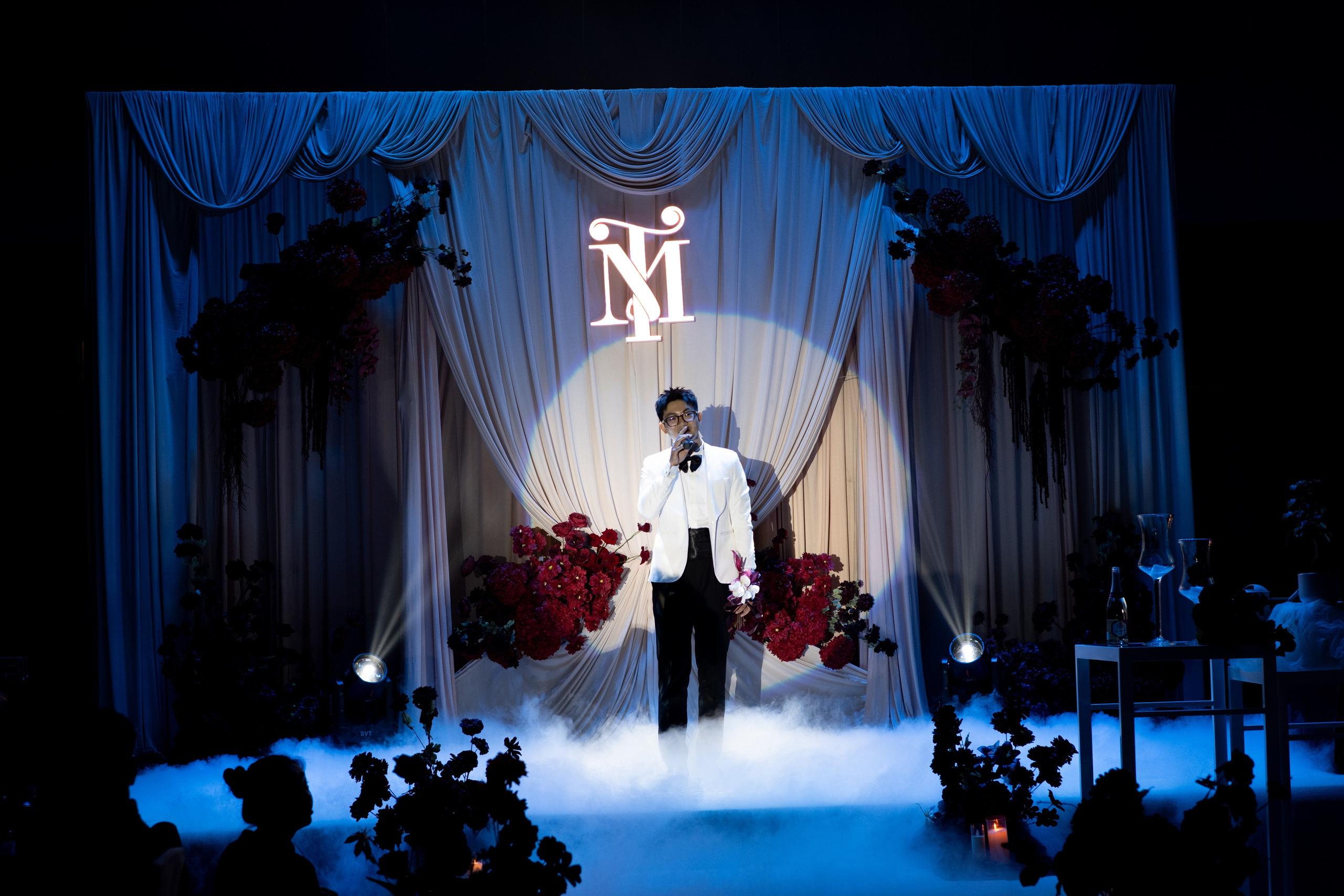 Man + Thu | Photojournalism. BenColor Studio