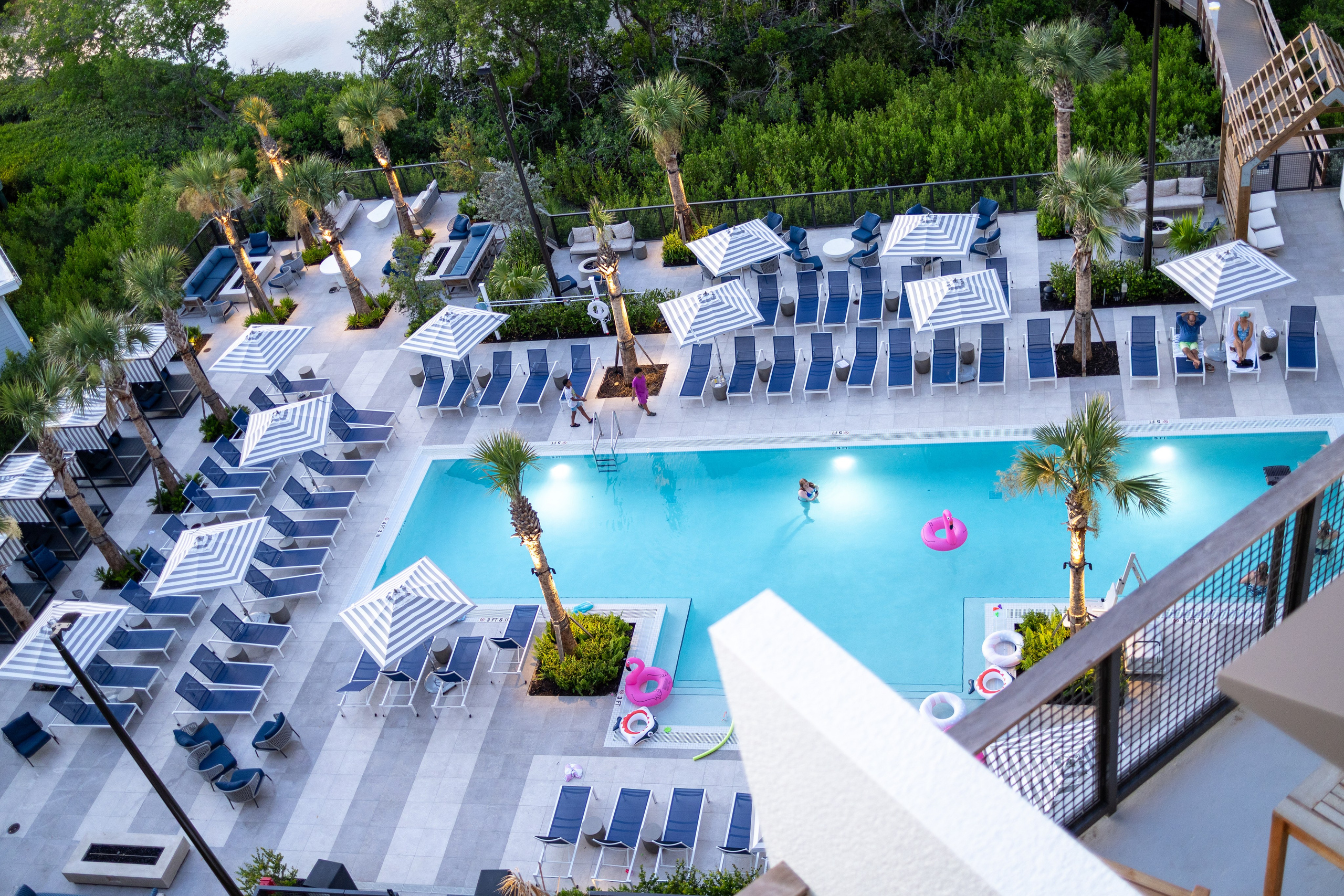 Luara Birthday at the Perry Hotel. Out and About 239