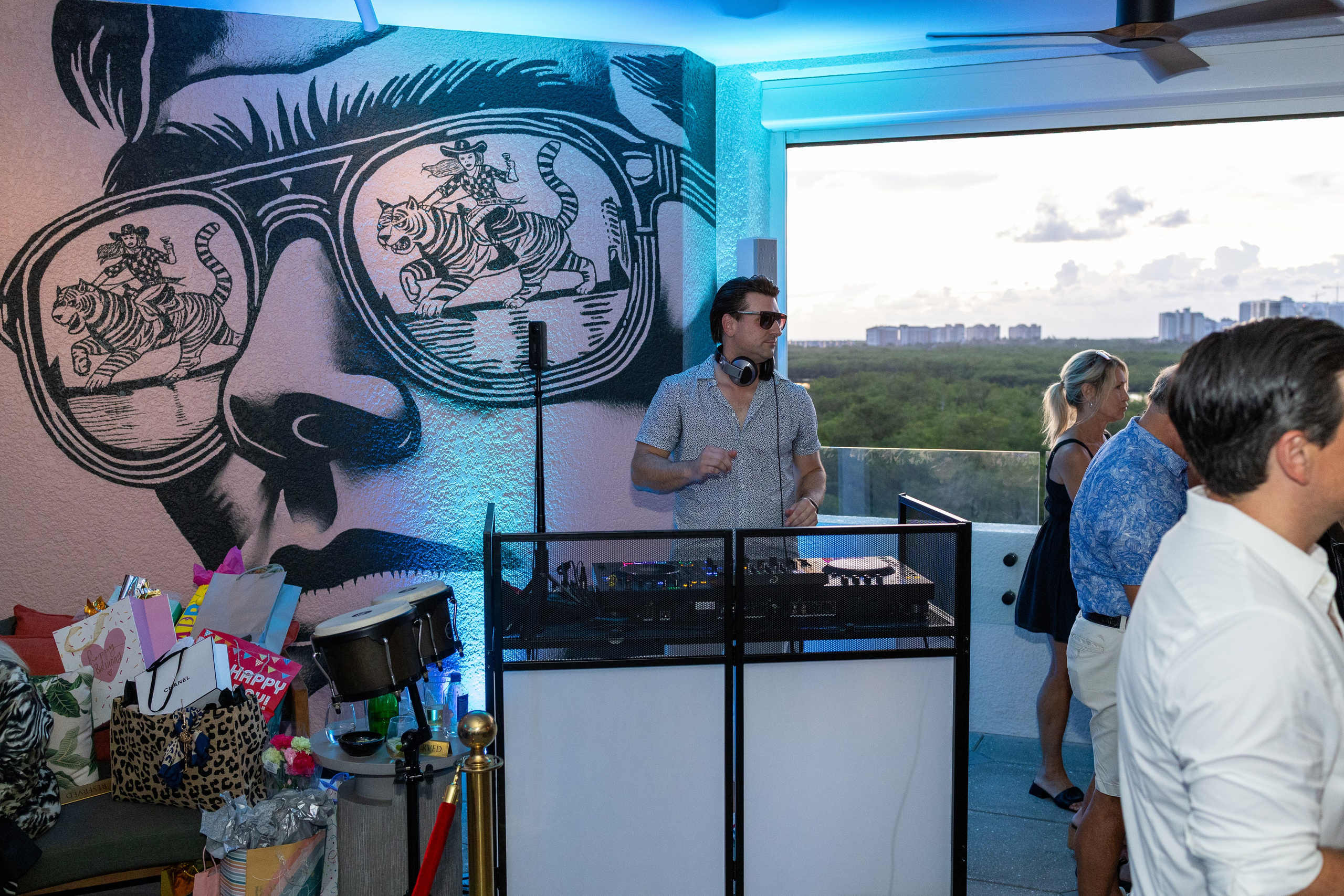 Luara Birthday at the Perry Hotel. Out and About 239