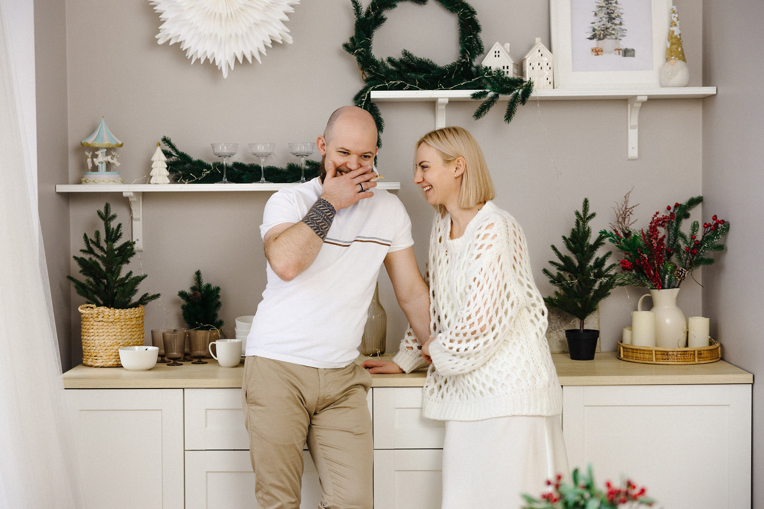 Christmas and New Year photo sessions in Riga, Latvia in studio. Evgeny Timofeyev | Wedding & Content photographer and videographer