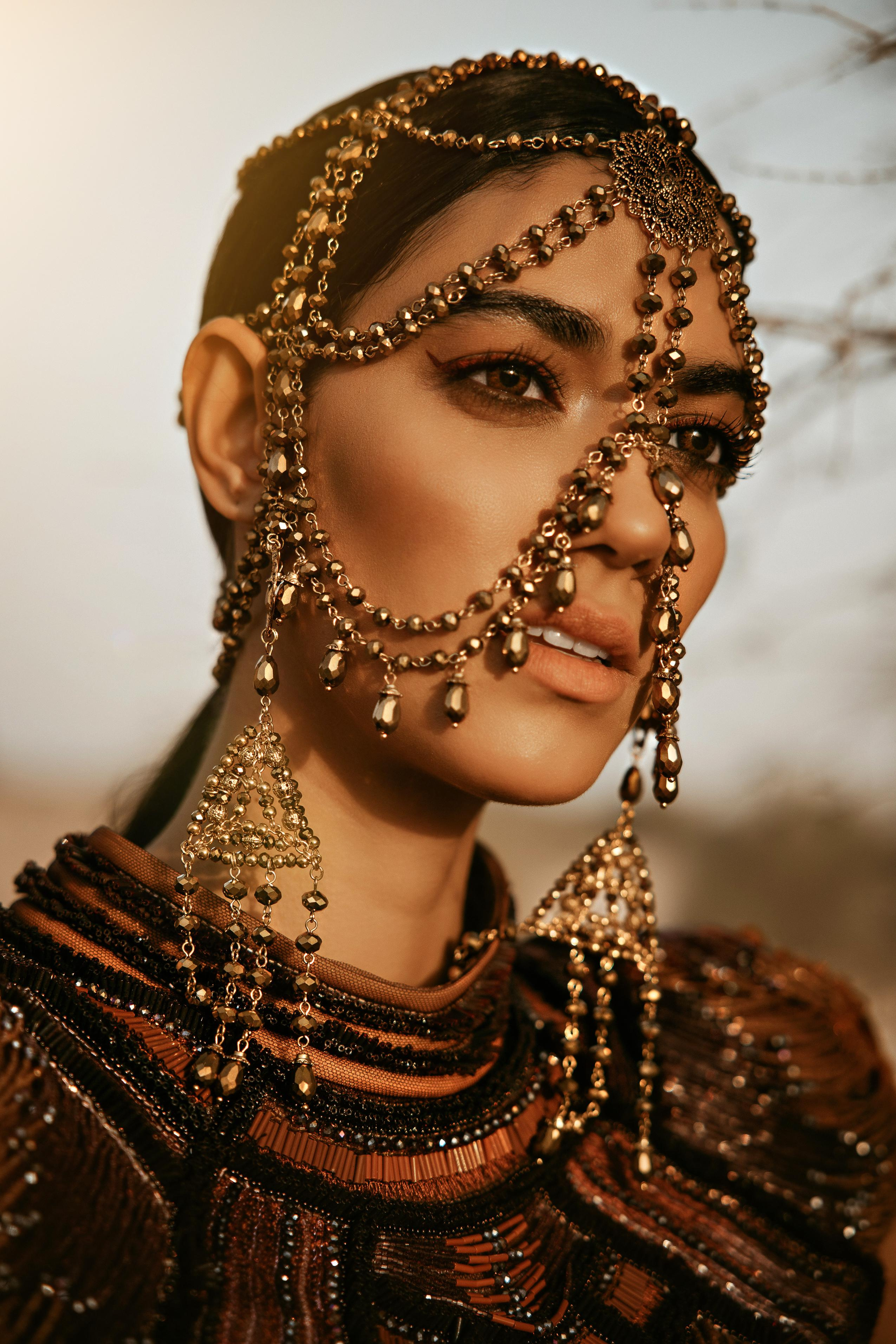 FASHION CAMPAIGN LEYLA&LEYLA. Female Photographer in Dubai