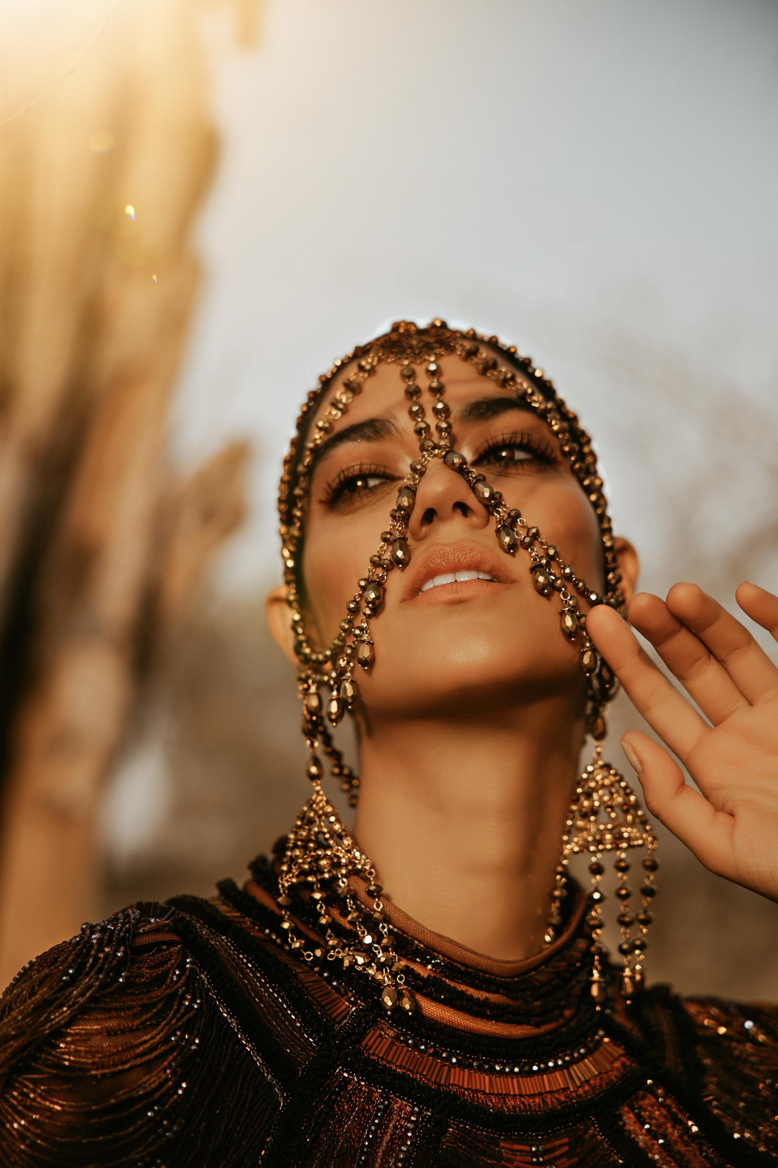 FASHION CAMPAIGN LEYLA&LEYLA. Female Photographer in Dubai