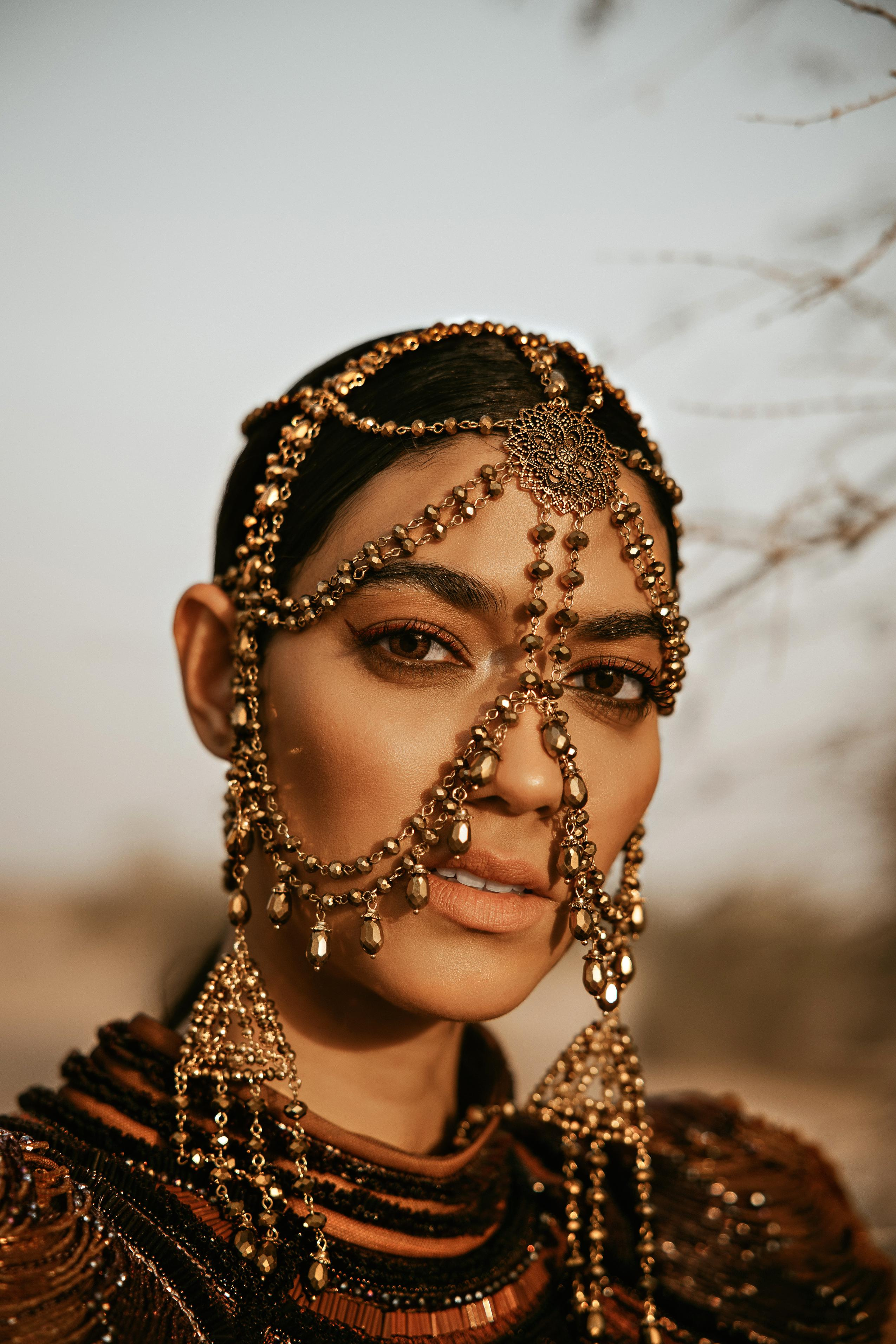 FASHION CAMPAIGN LEYLA&LEYLA. Female Photographer in Dubai