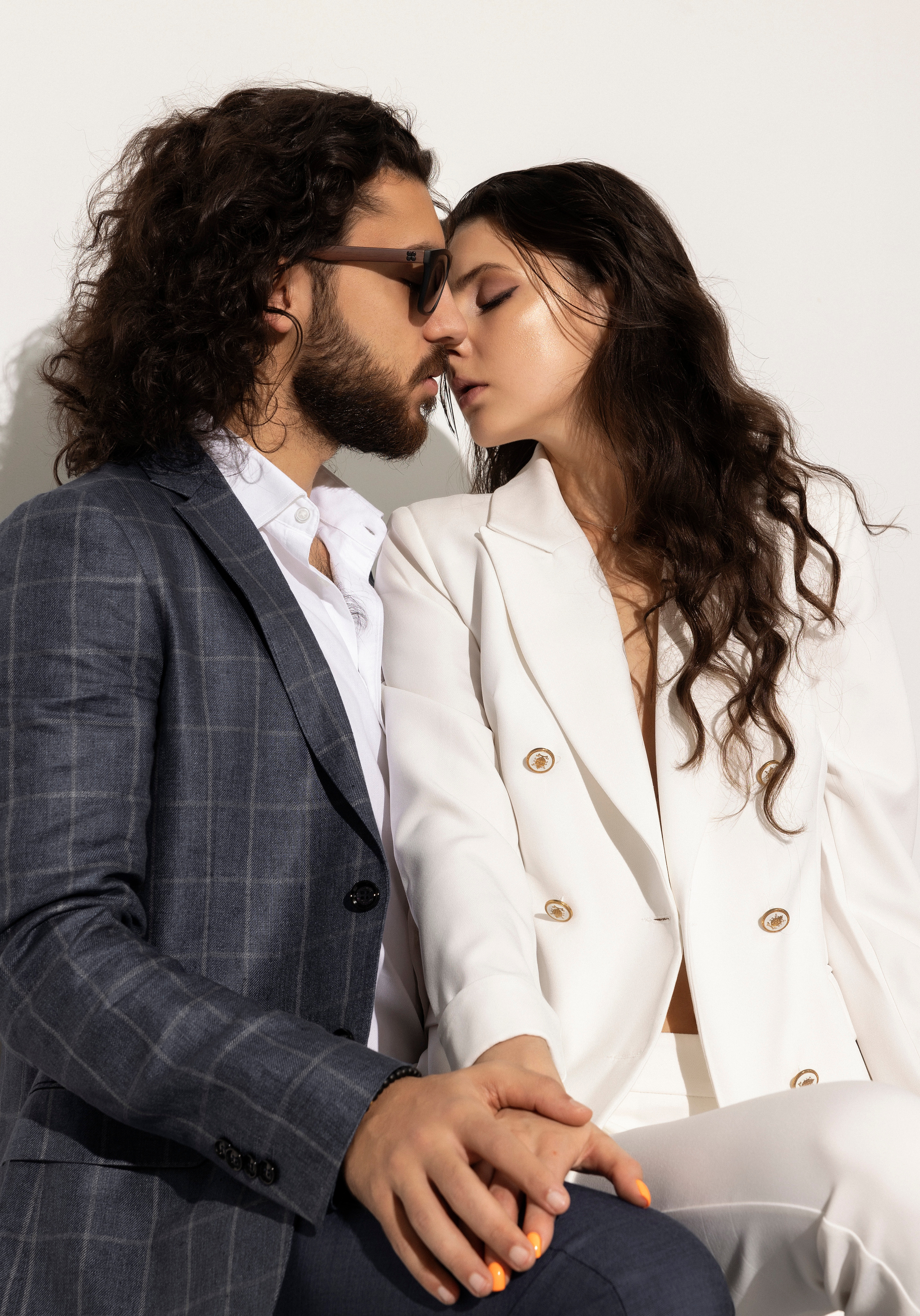 Couple photoshoot. Female Photographer in Dubai