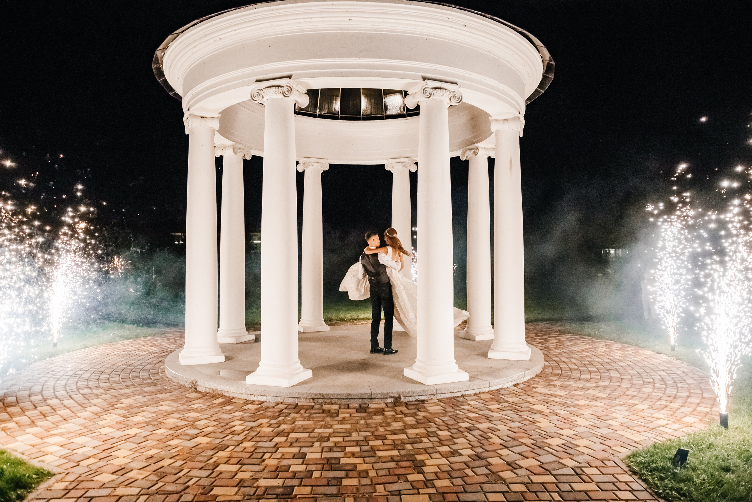 Evgeniy & Mariya. Destination wedding and fashion photographer in Riga Igor Davidovich