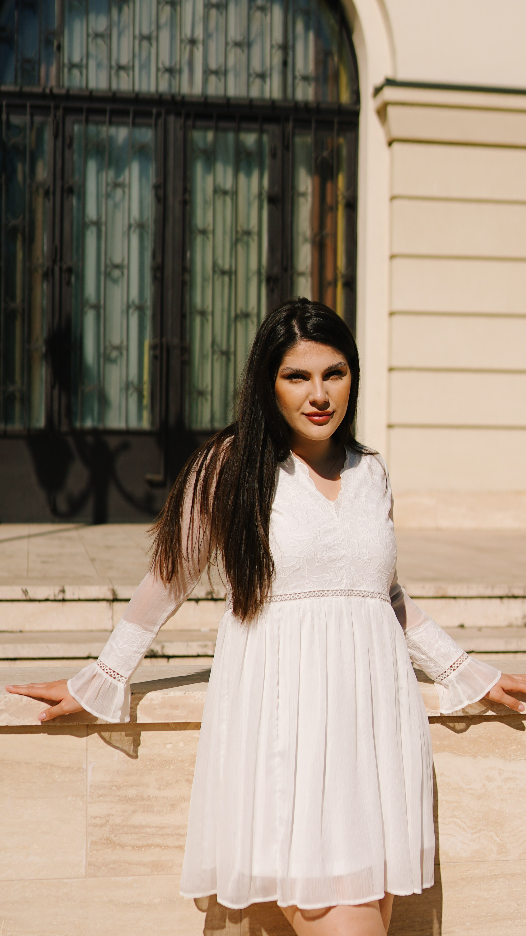 Fotografie de Portret Brașov | Artist Mădălina Beda. Madalina Beda- Artist vizual, fotograf, doula la nastere, consultant babywearing Brasov si in toata tara