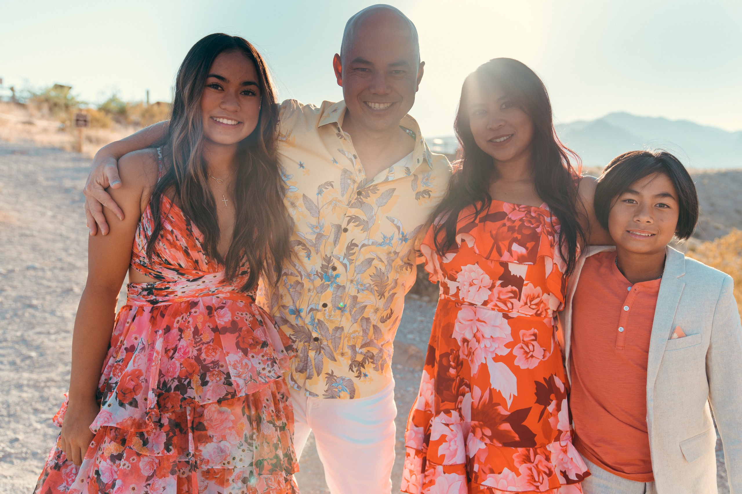 Esther&her family. Wedding & elopement photographer Viktoriya Kravtsov. Las Vegas