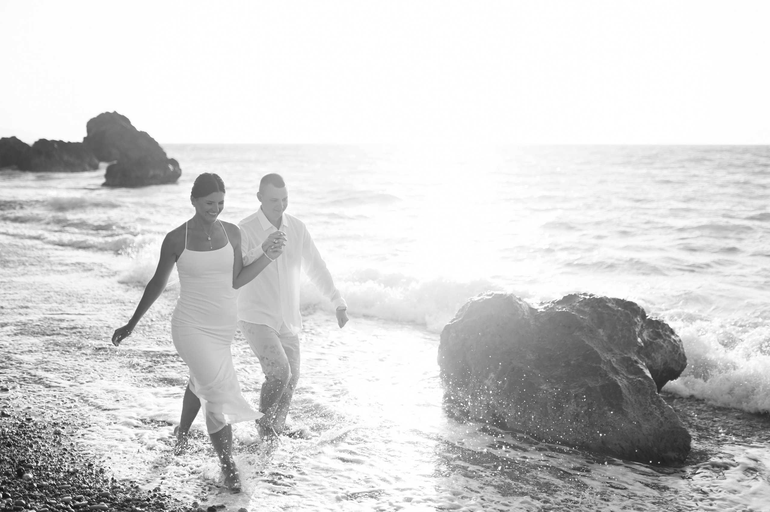 Honeymoon photoshoot Rhodes. Photographer in Rhodes Island