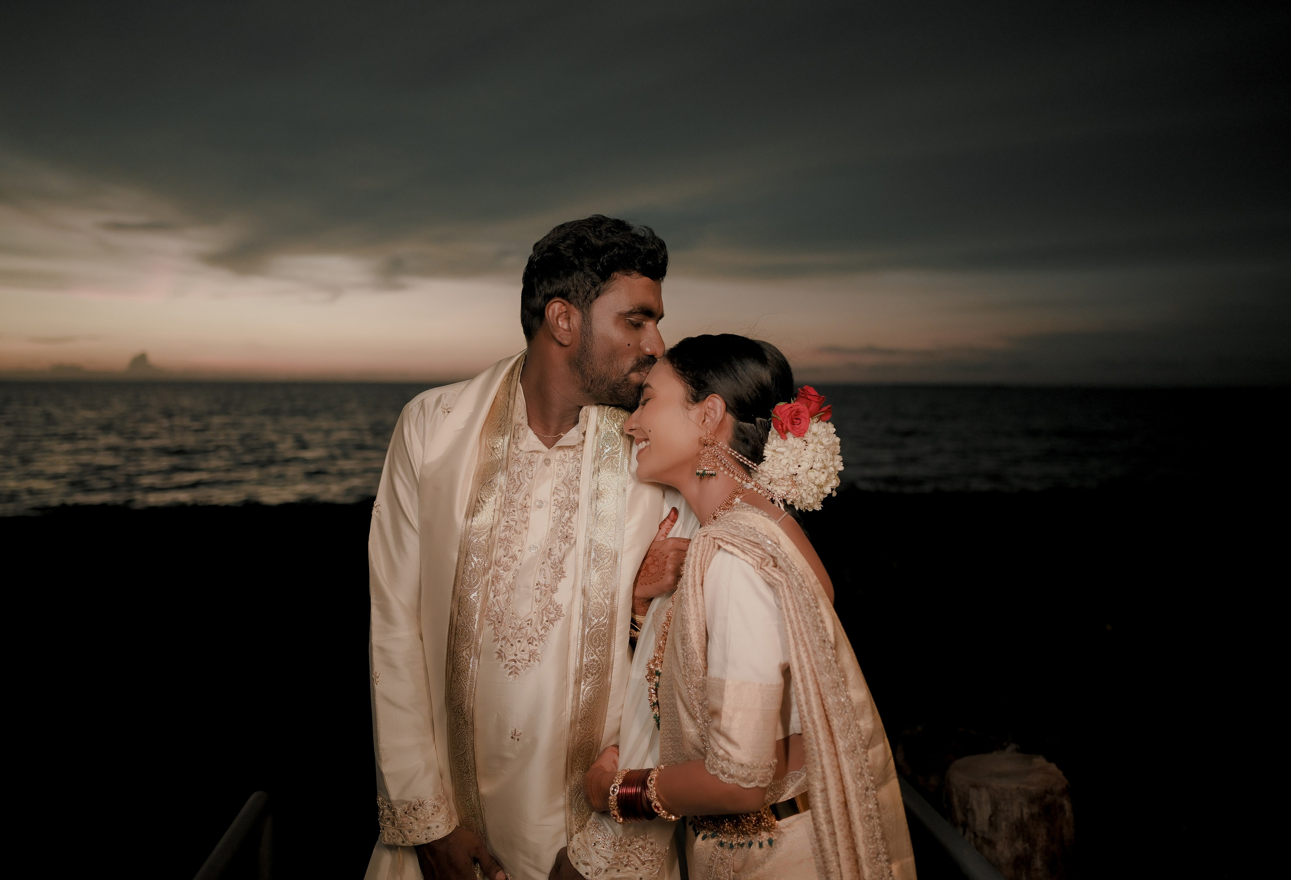 Prema & Santhosh. Www.timelesspictures.in