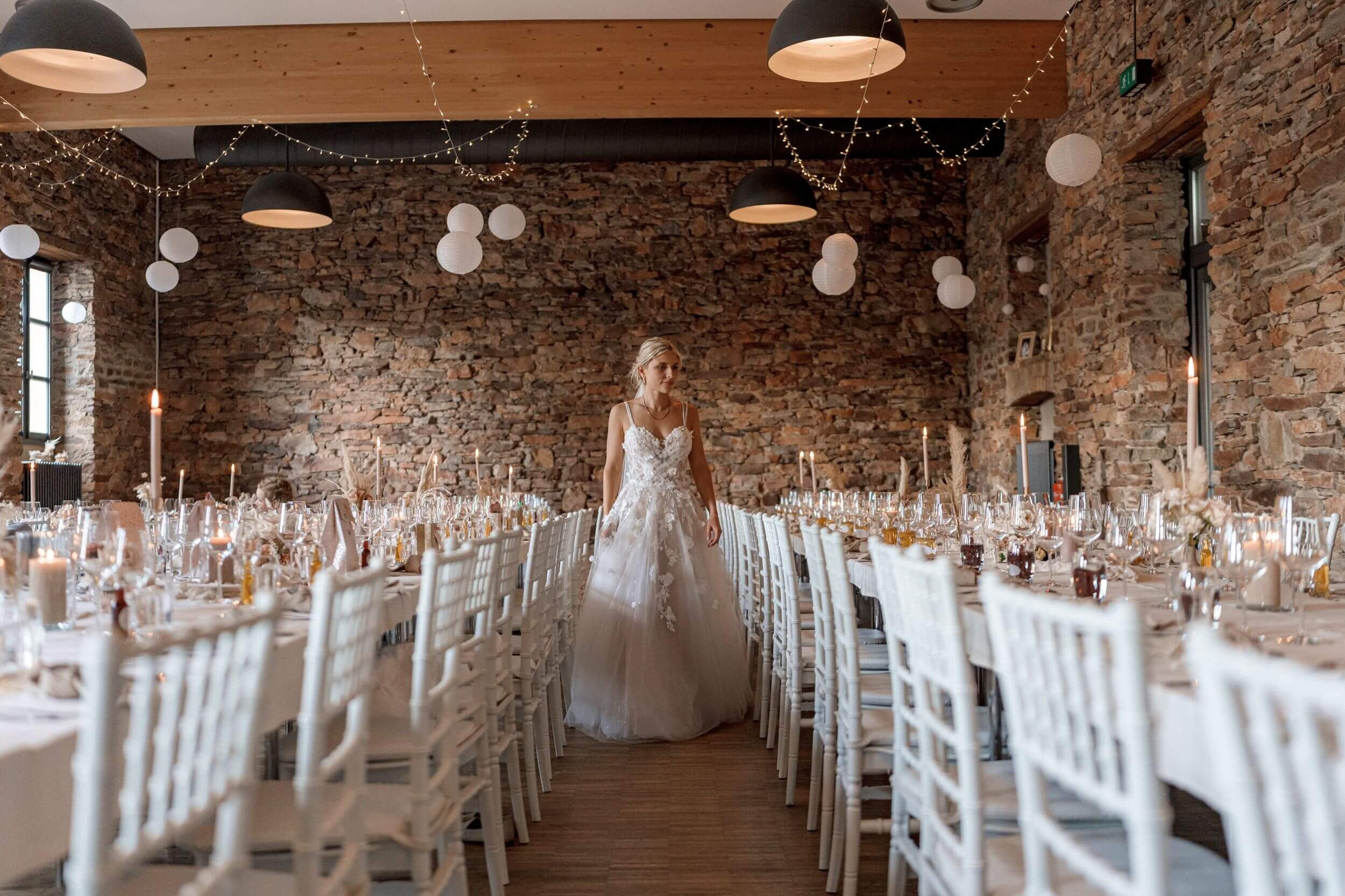 Church Wedding in Wiesbaden and Celebration at Brentanoscheune. Wedding photographer & videographer in Germany and Frankfurt | Denis Mirosnik