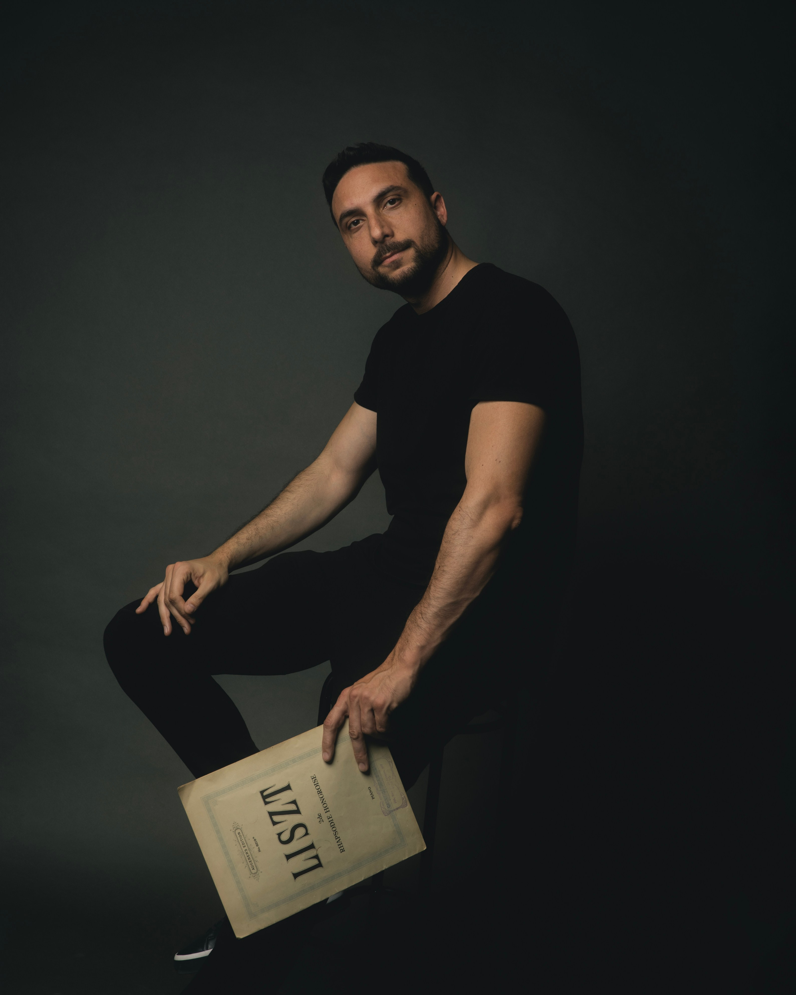 ATAKAN. Anastasiia Antoniuk portrait, family and couple photographer, Portugal