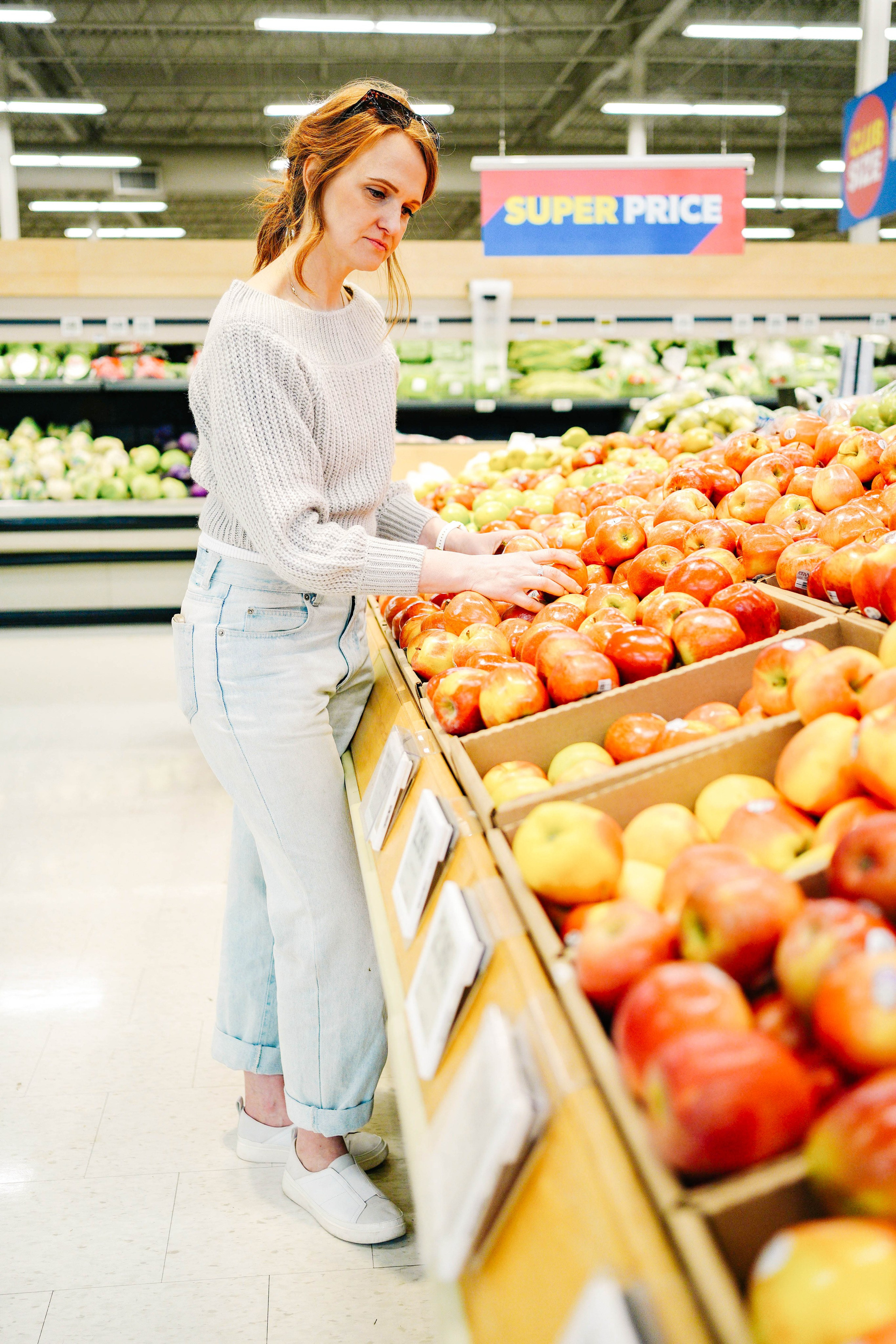 For your social media (expert, influencer). Main