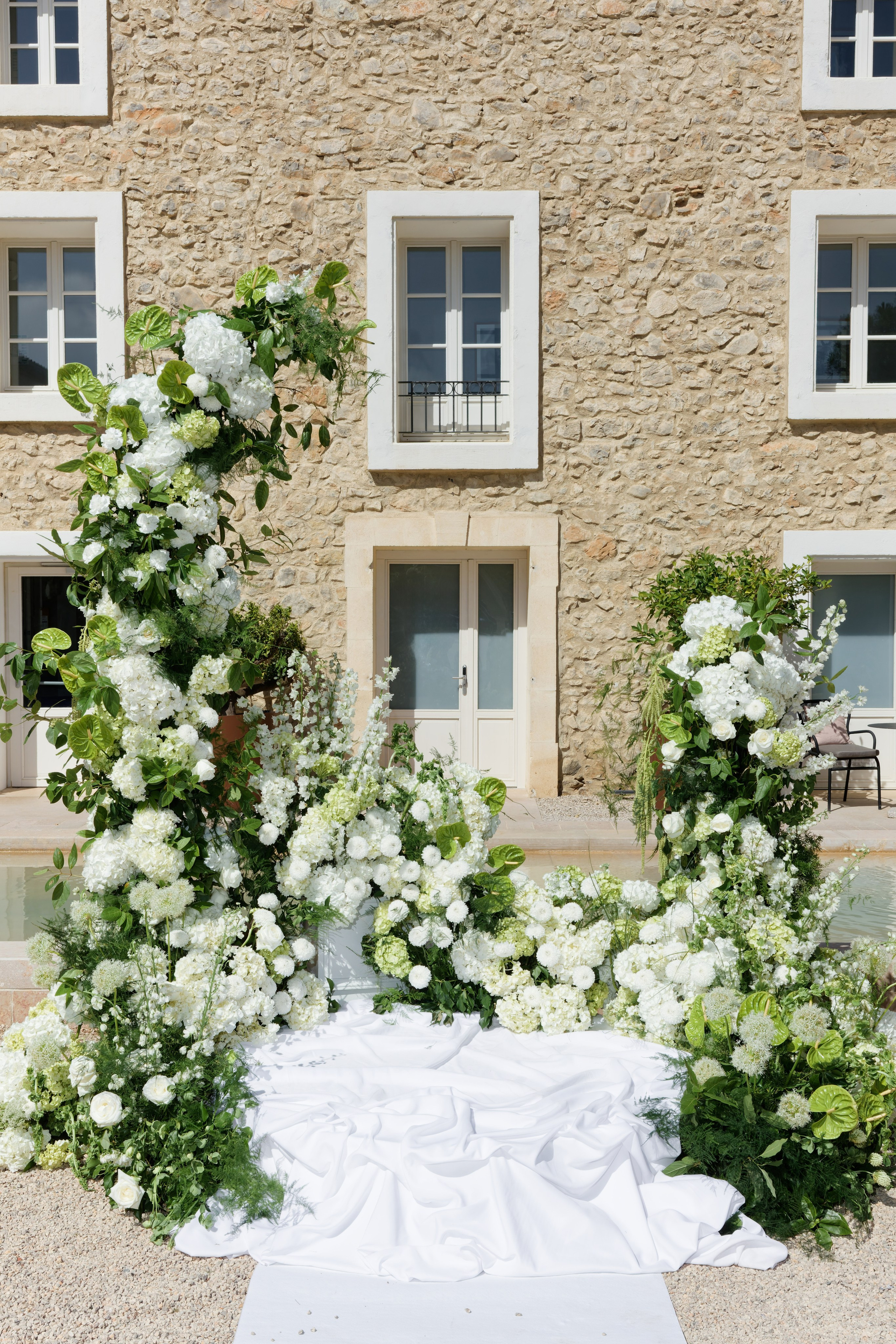 Wedding at Château L’Hospitalet in Narbonne, France. Destination Wedding Photographer — Nikita Burtsev