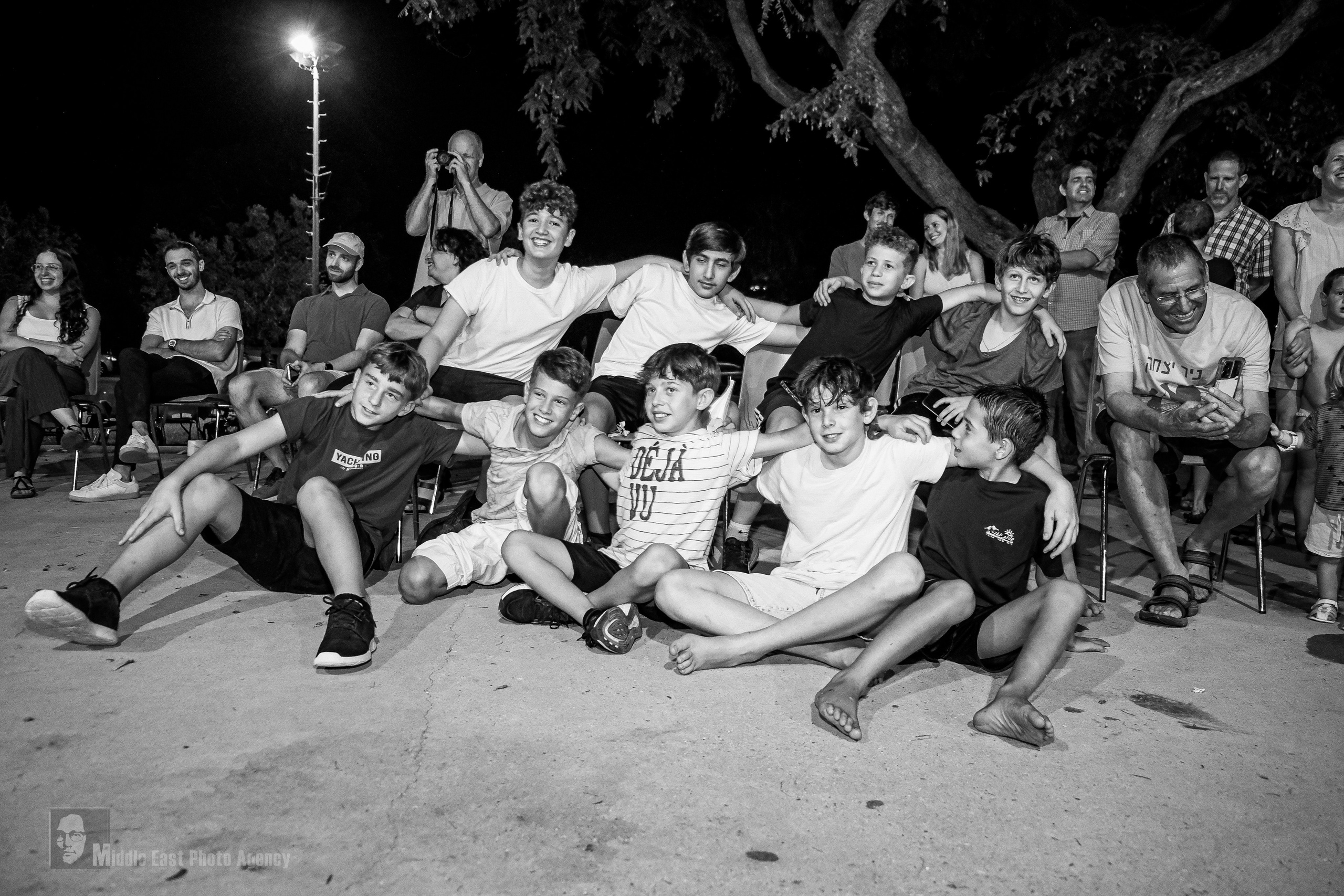 דוד שטראוס 13. Middle East Photo Agency — Photography & Event Magnets — סוכנות צילום והדפסת מגנטים לאירועים