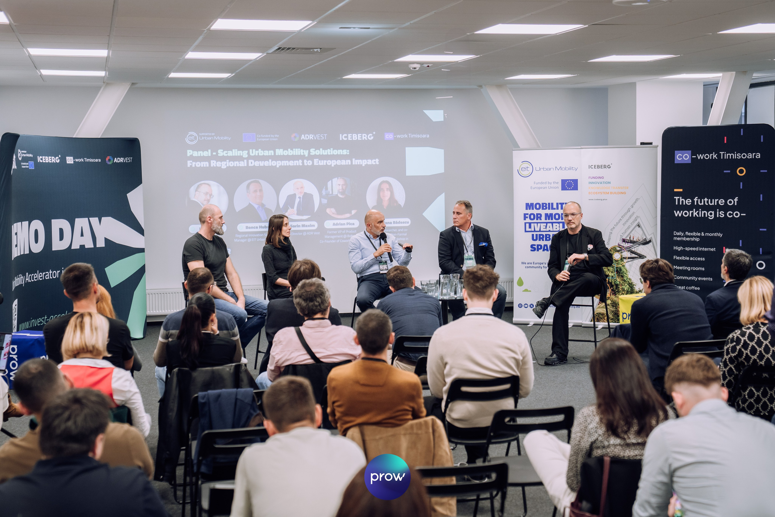 InVest DemoDay @ Cowork. Cozac Cristian Photographer