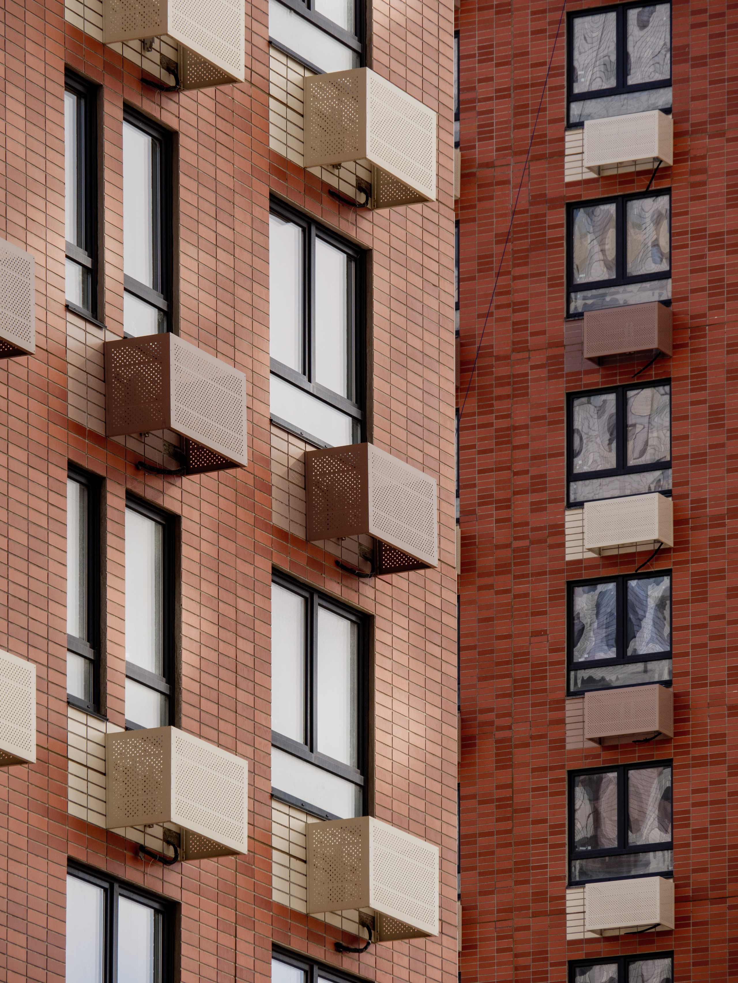 Rhythms of Ilmensky 17, Moscow. Worldwide photographer VOINOV