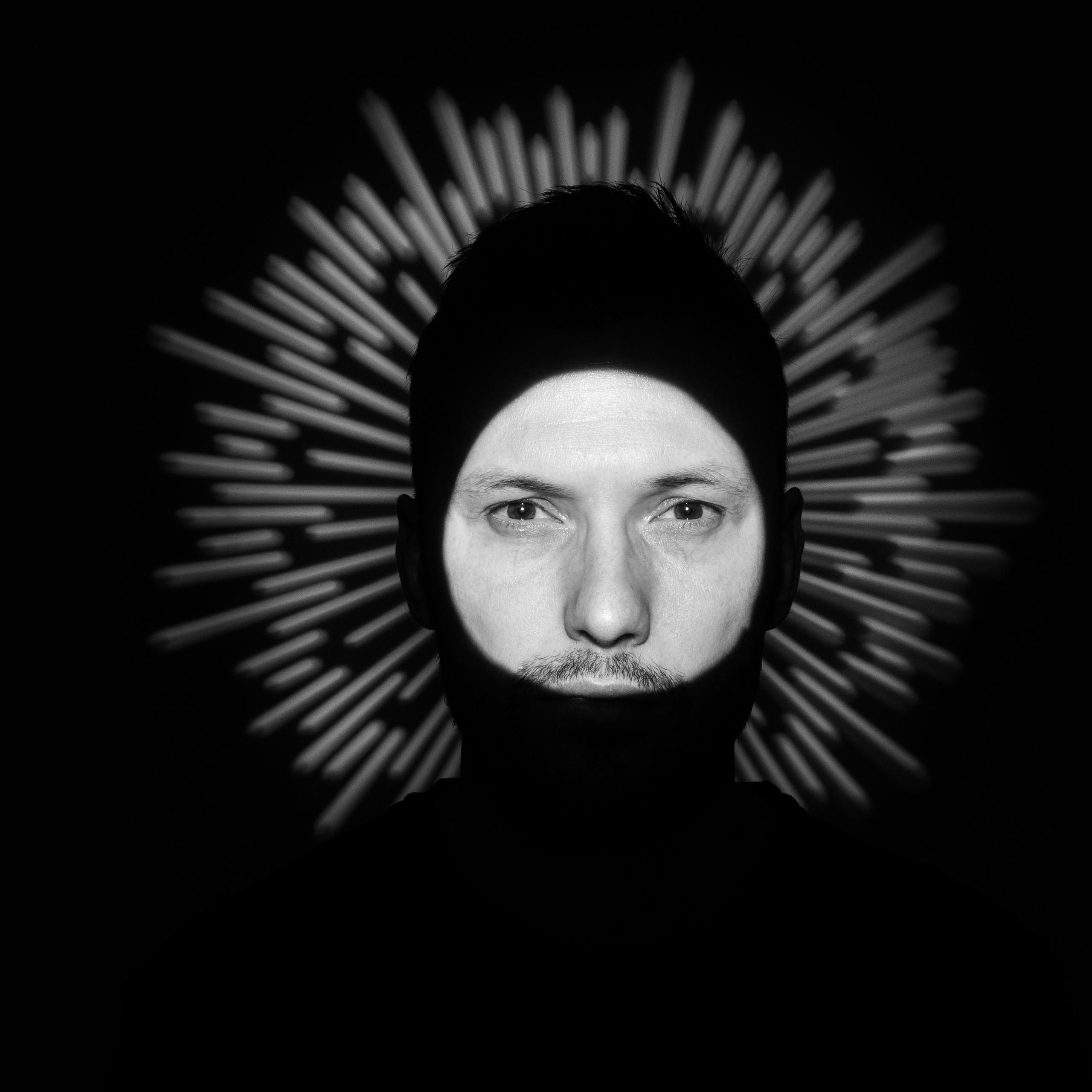 SPEACTURES |George Mayer. Worldwide photographer VOINOV