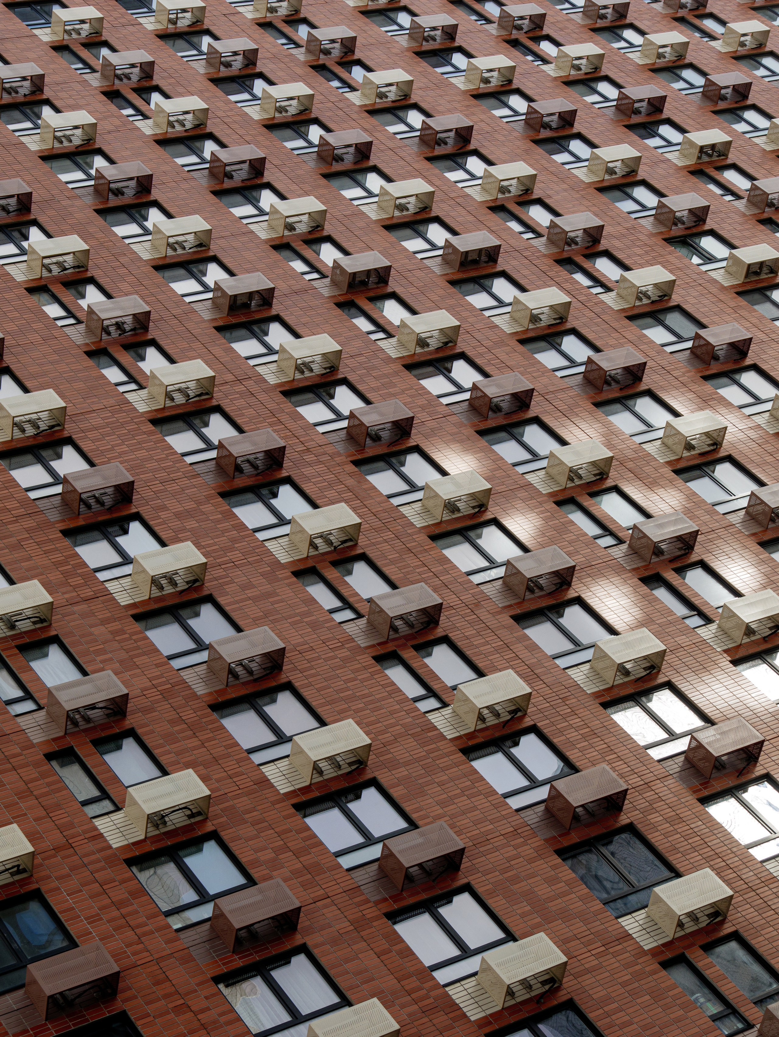 Rhythms of Ilmensky 17, Moscow. Worldwide photographer VOINOV