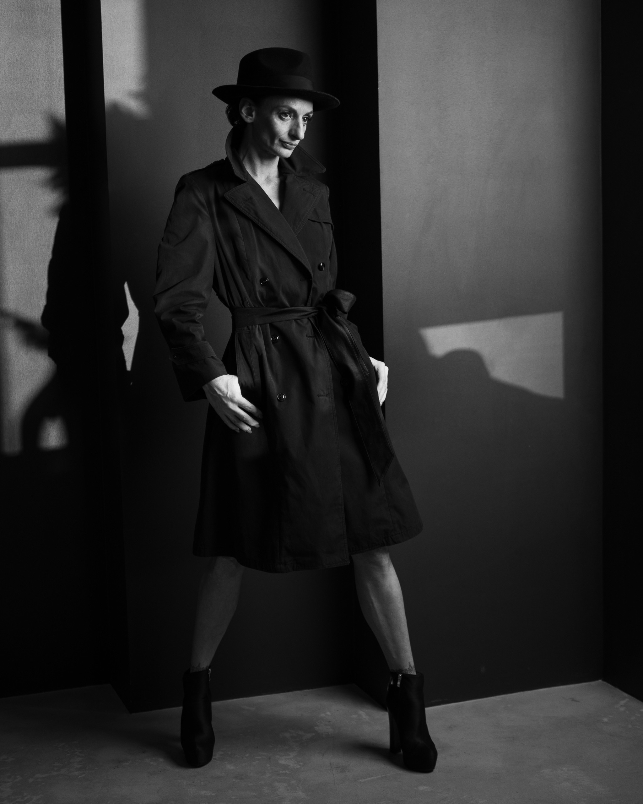 Olesya | BLACK. Worldwide photographer VOINOV