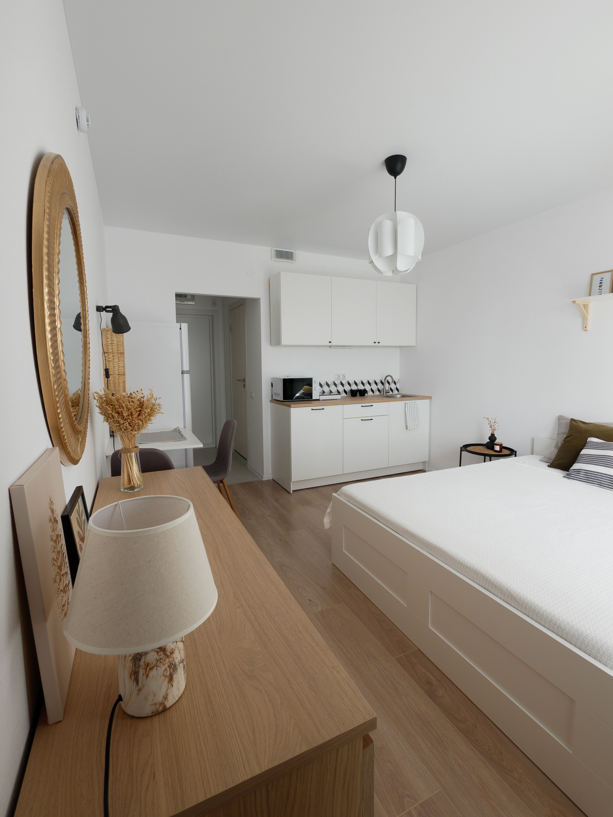 Ilmensky 17, Moscow. Worldwide photographer VOINOV