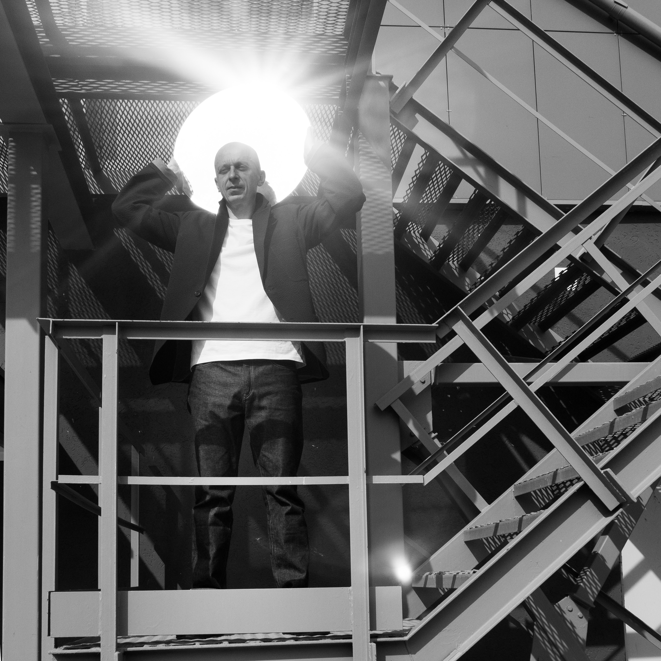 SPEACTURES | Slava. Worldwide photographer VOINOV