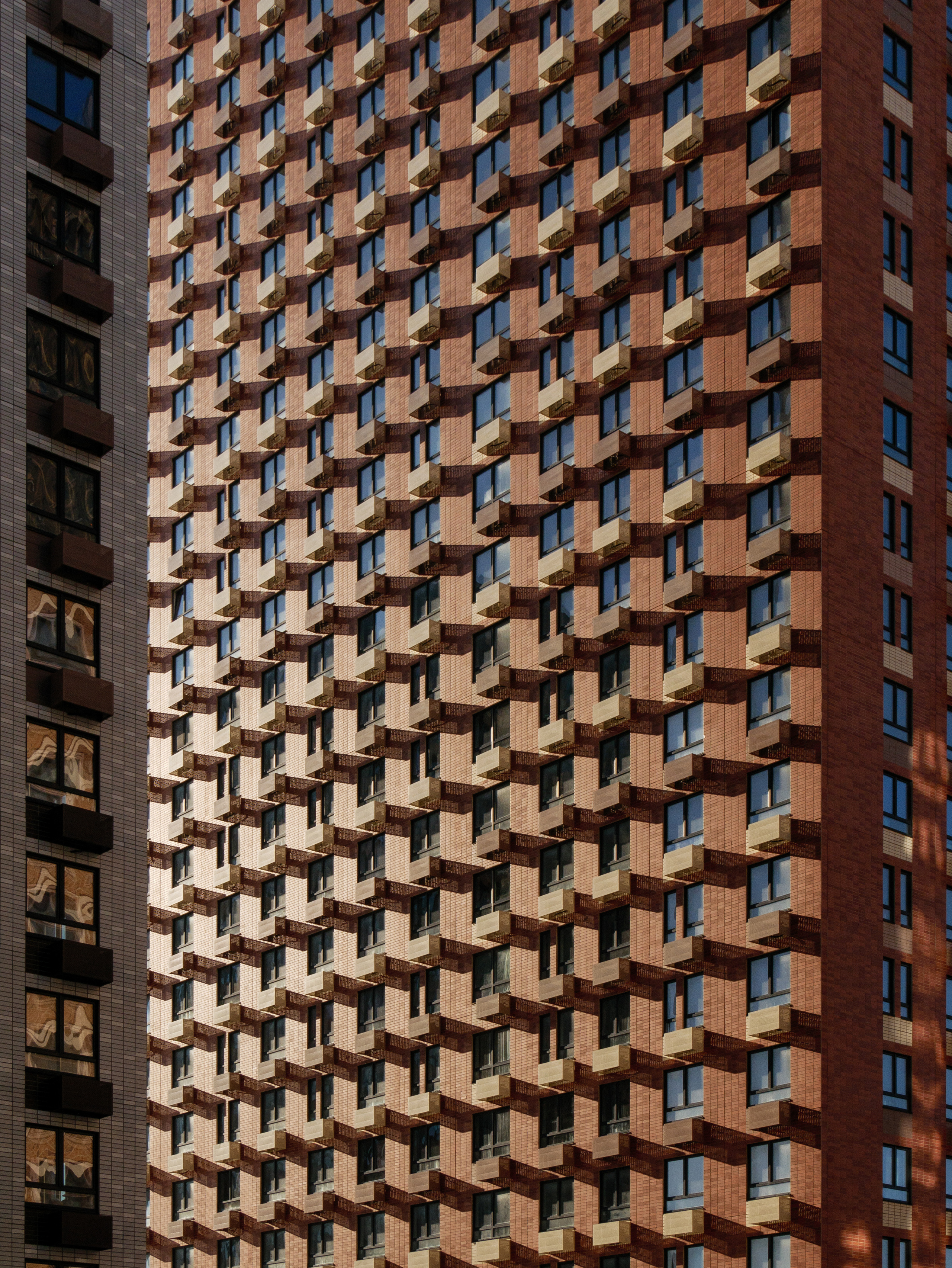 Rhythms of Ilmensky 17, Moscow. Worldwide photographer VOINOV