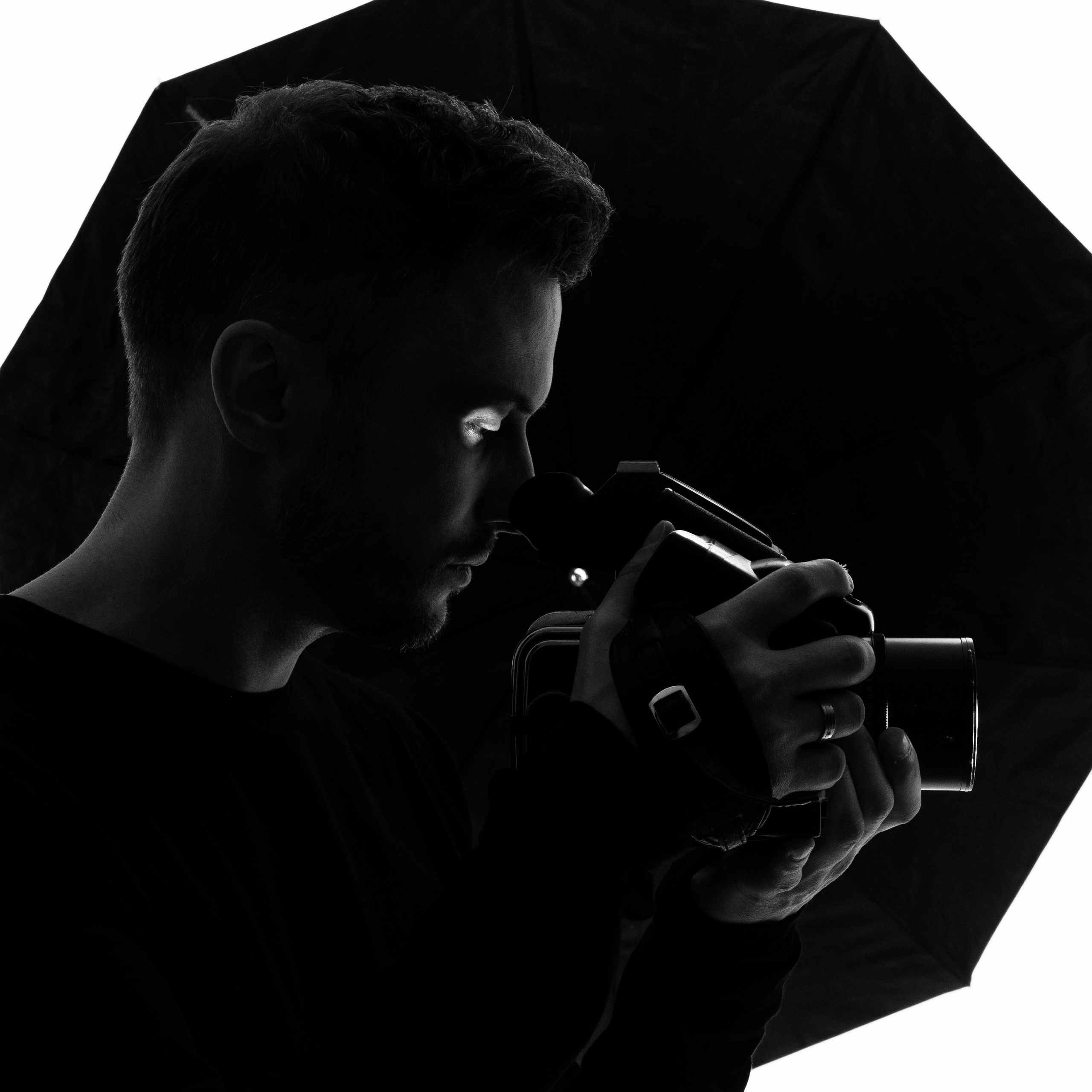 SPEACTURES |George Mayer. Worldwide photographer VOINOV