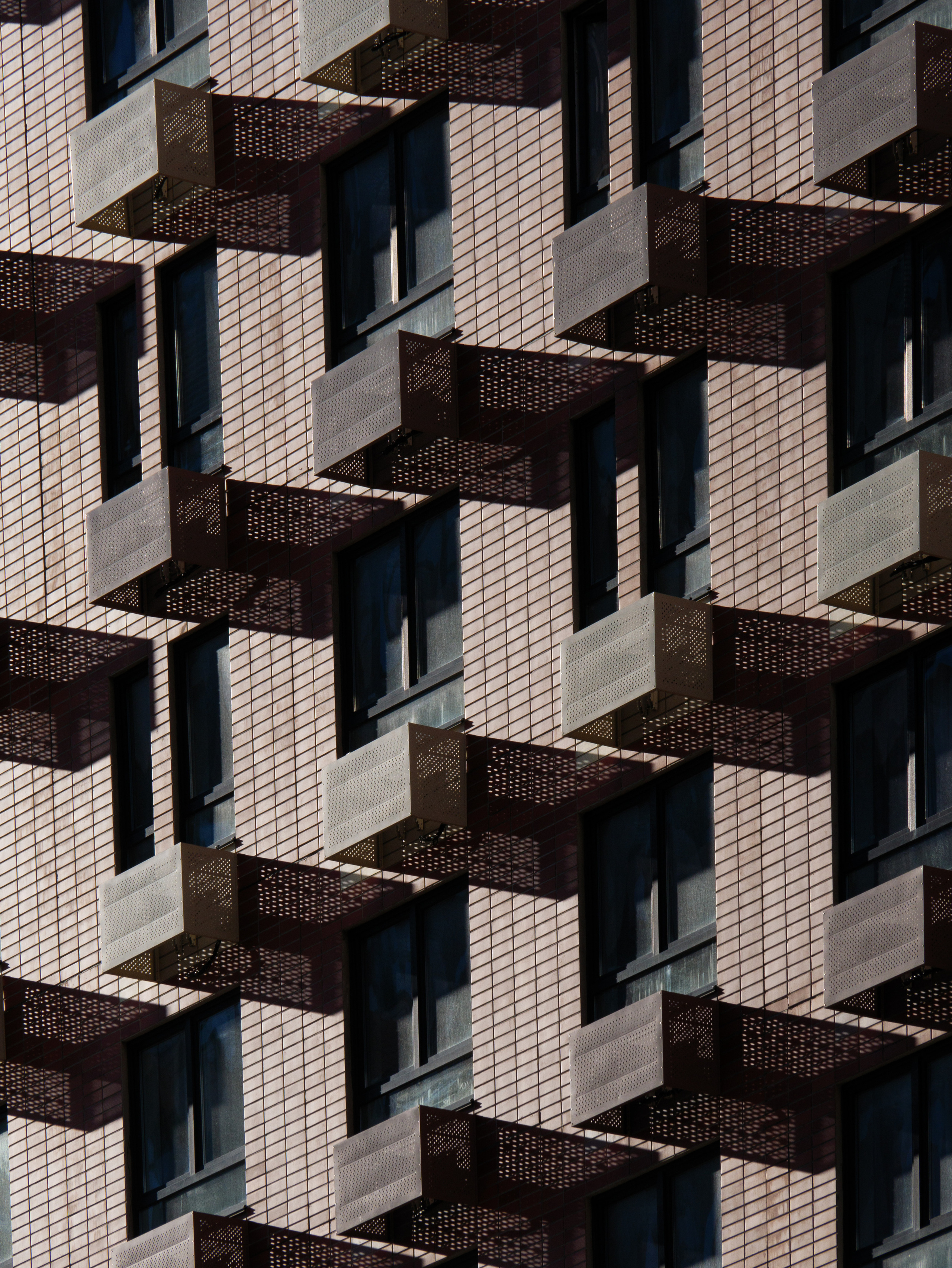 Rhythms of Ilmensky 17, Moscow. Worldwide photographer VOINOV