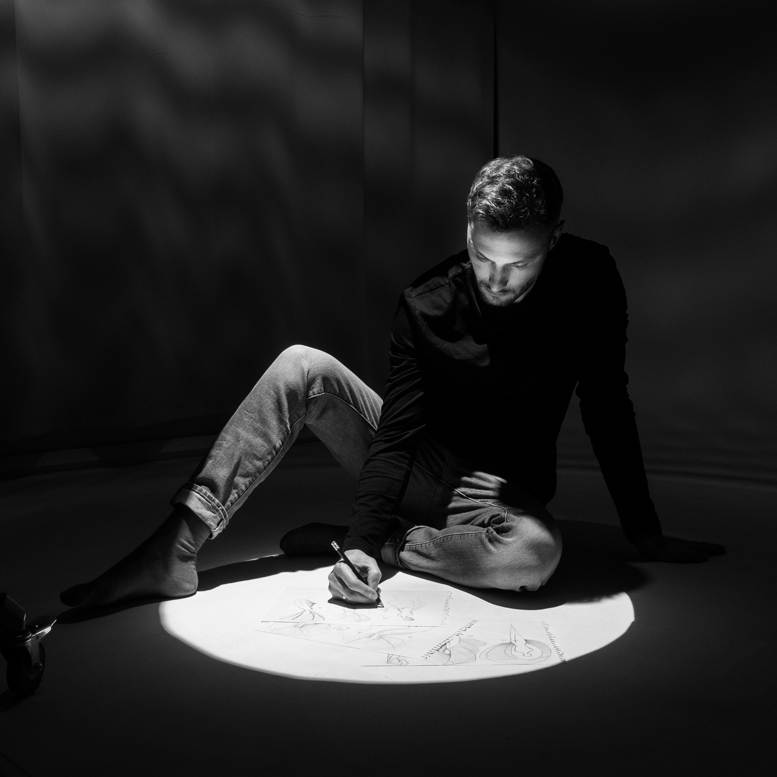 SPEACTURES |George Mayer. Worldwide photographer VOINOV