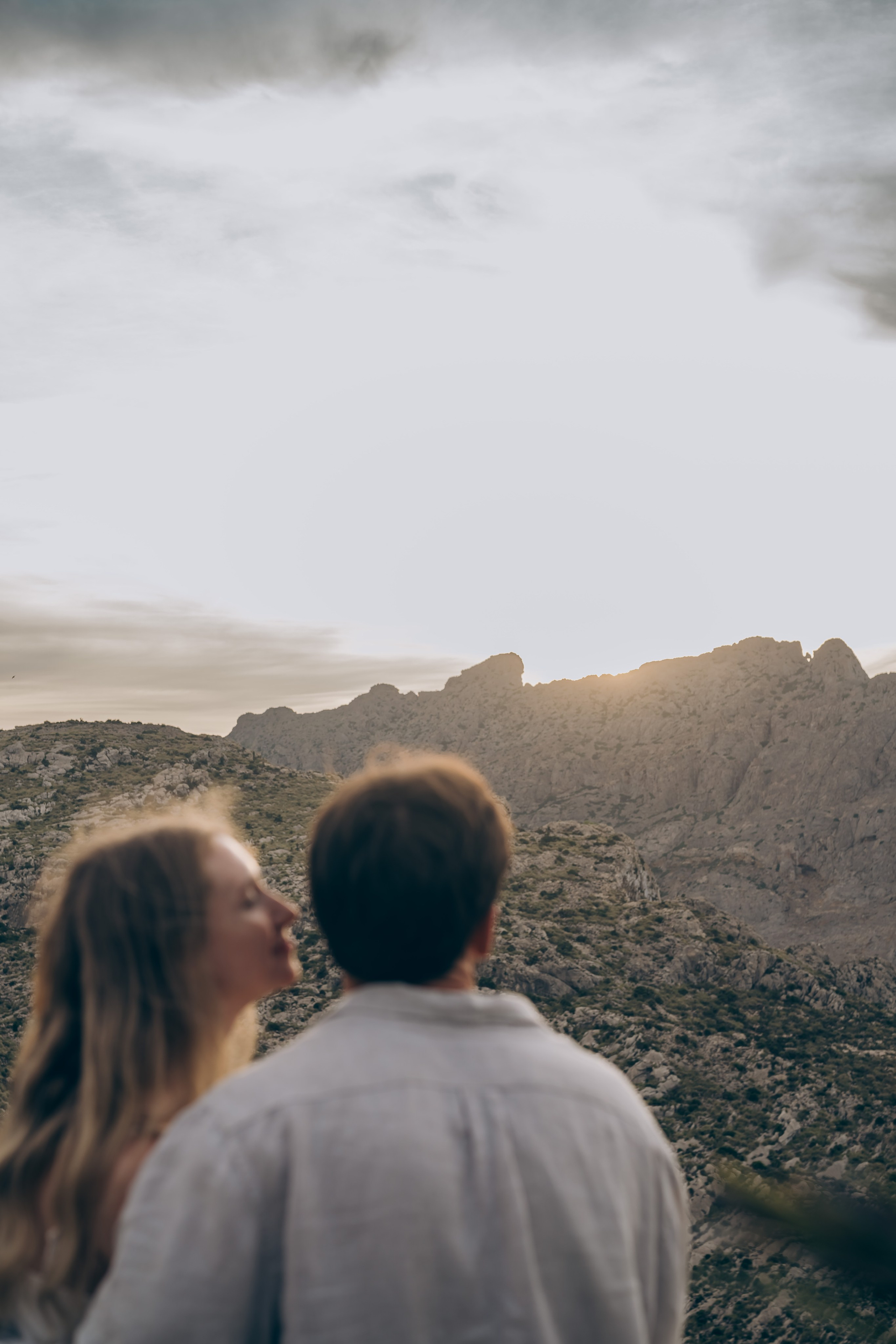 On top of the mountains and by the sea. Фотограф у Пальма де Майорка