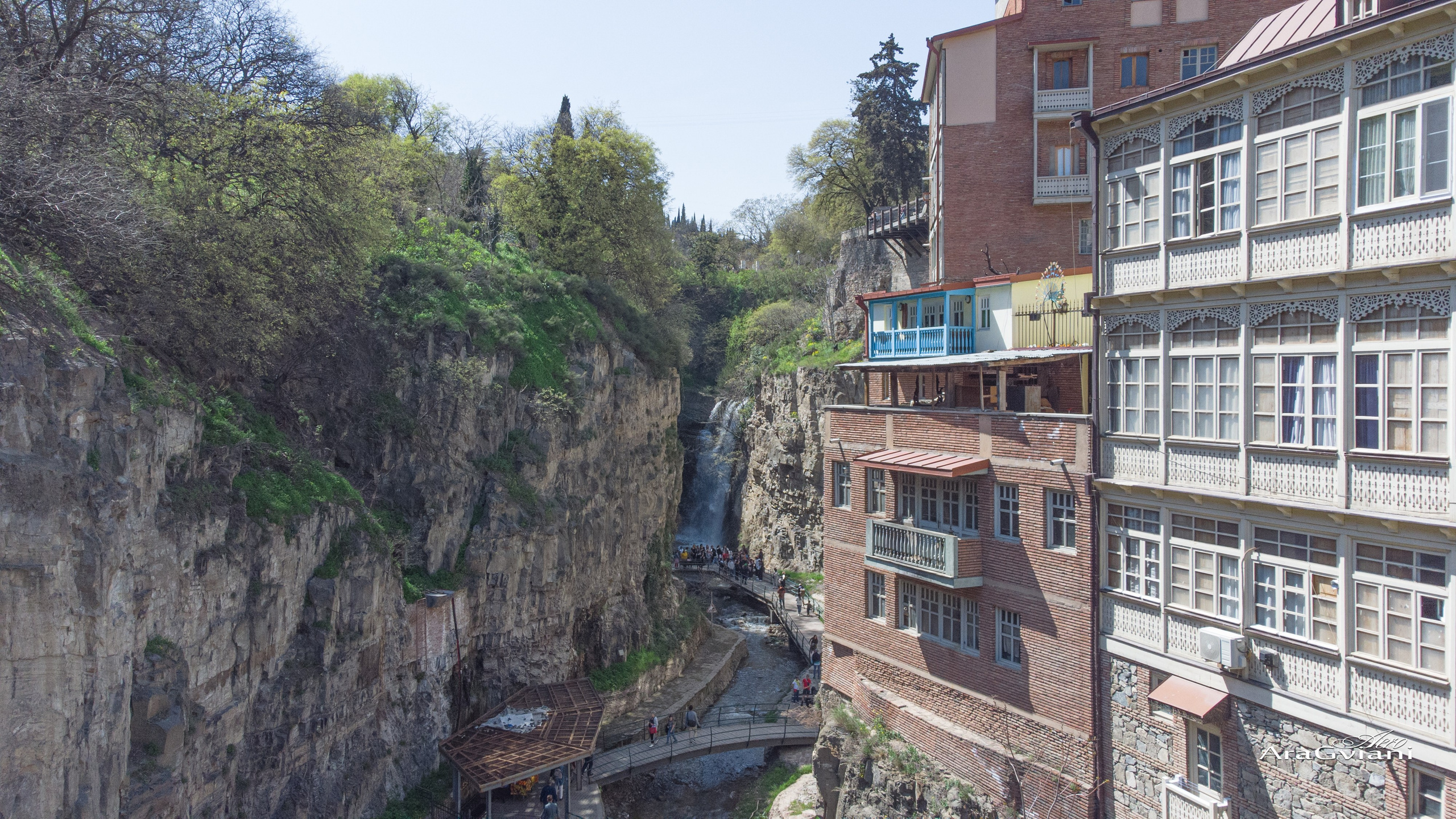 ქალაქი და ადამიანი. FramefreeMan