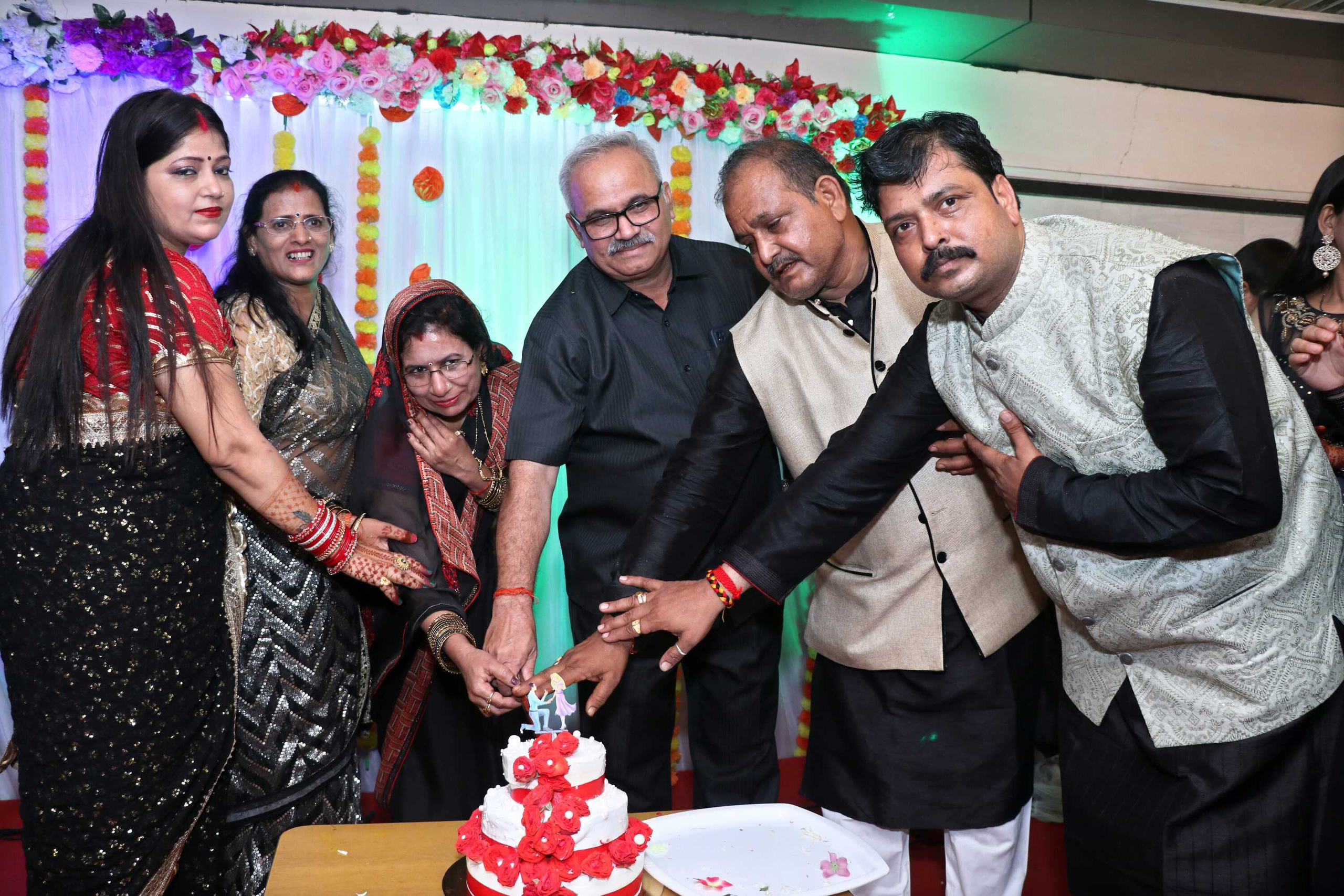 SHASHIKANT WEDS ROSHANI. “Ajay Digital Photo Studio — Capturing Timeless Wedding Moments”