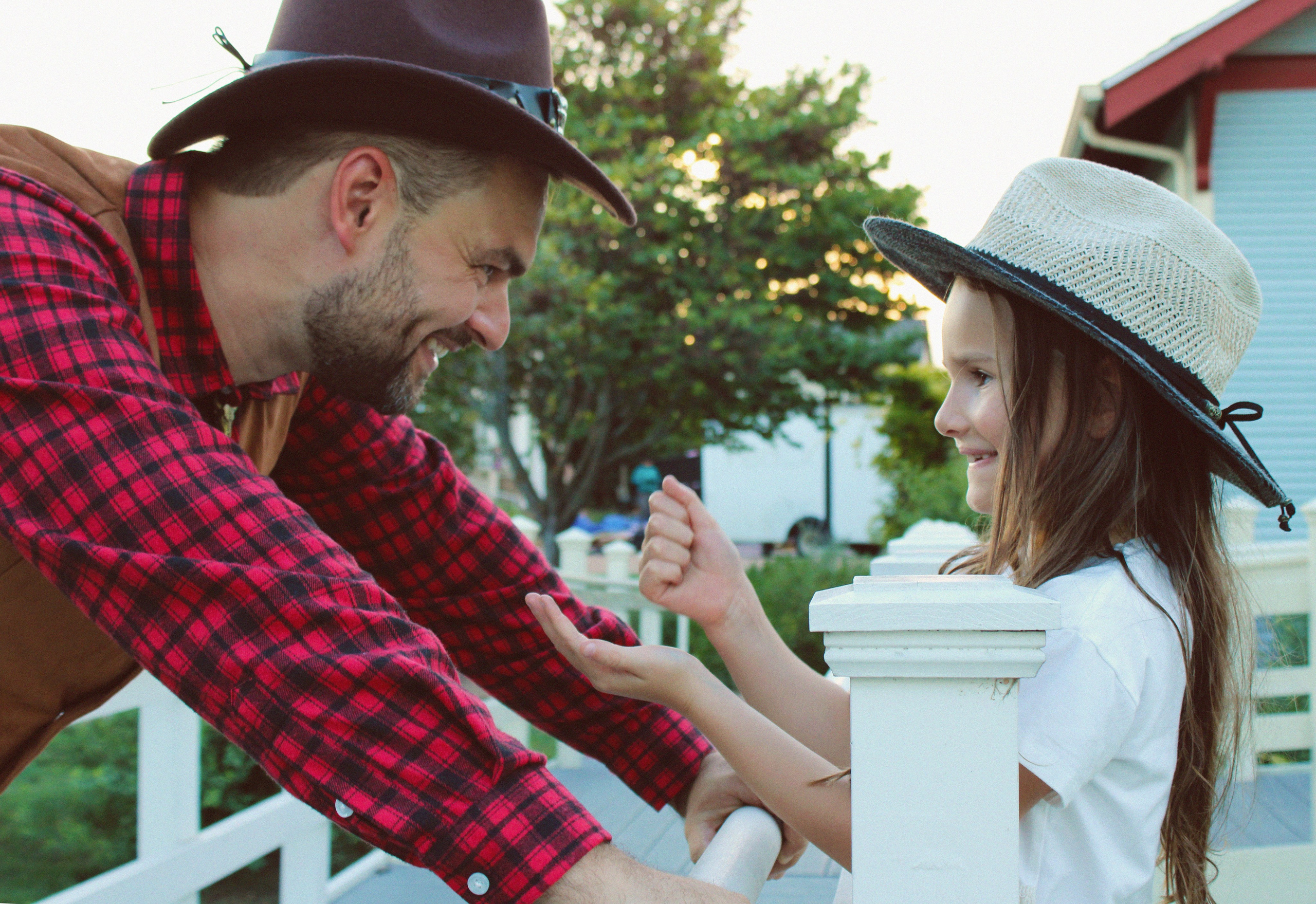 Texas Countryside Family Photoshoot in Cowboy Style. Lana Petrychenko — Portrait & Family Photographer. Valencia, Spain