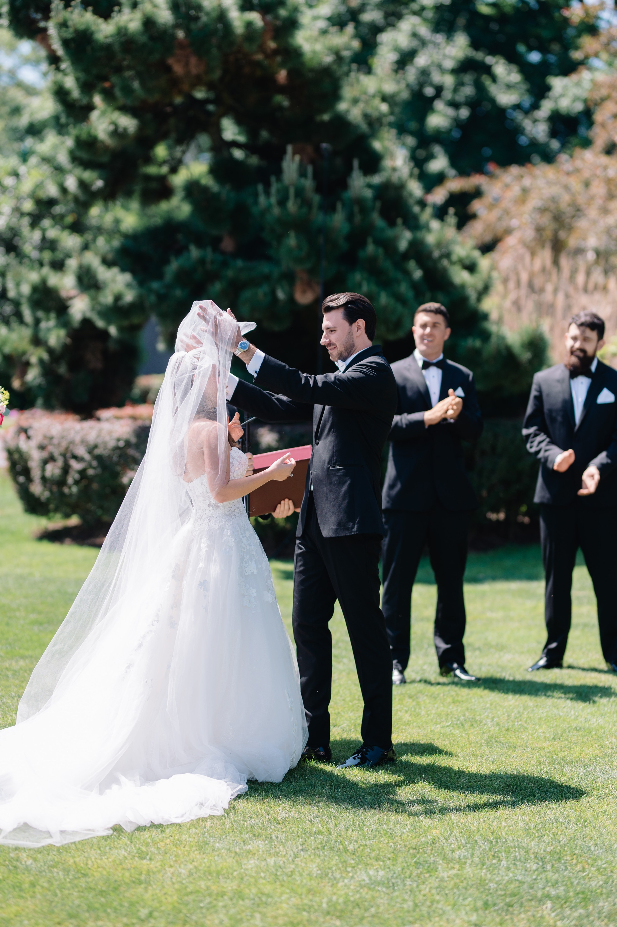 Dave and Lara – Wedding at Whitby Castle, New York