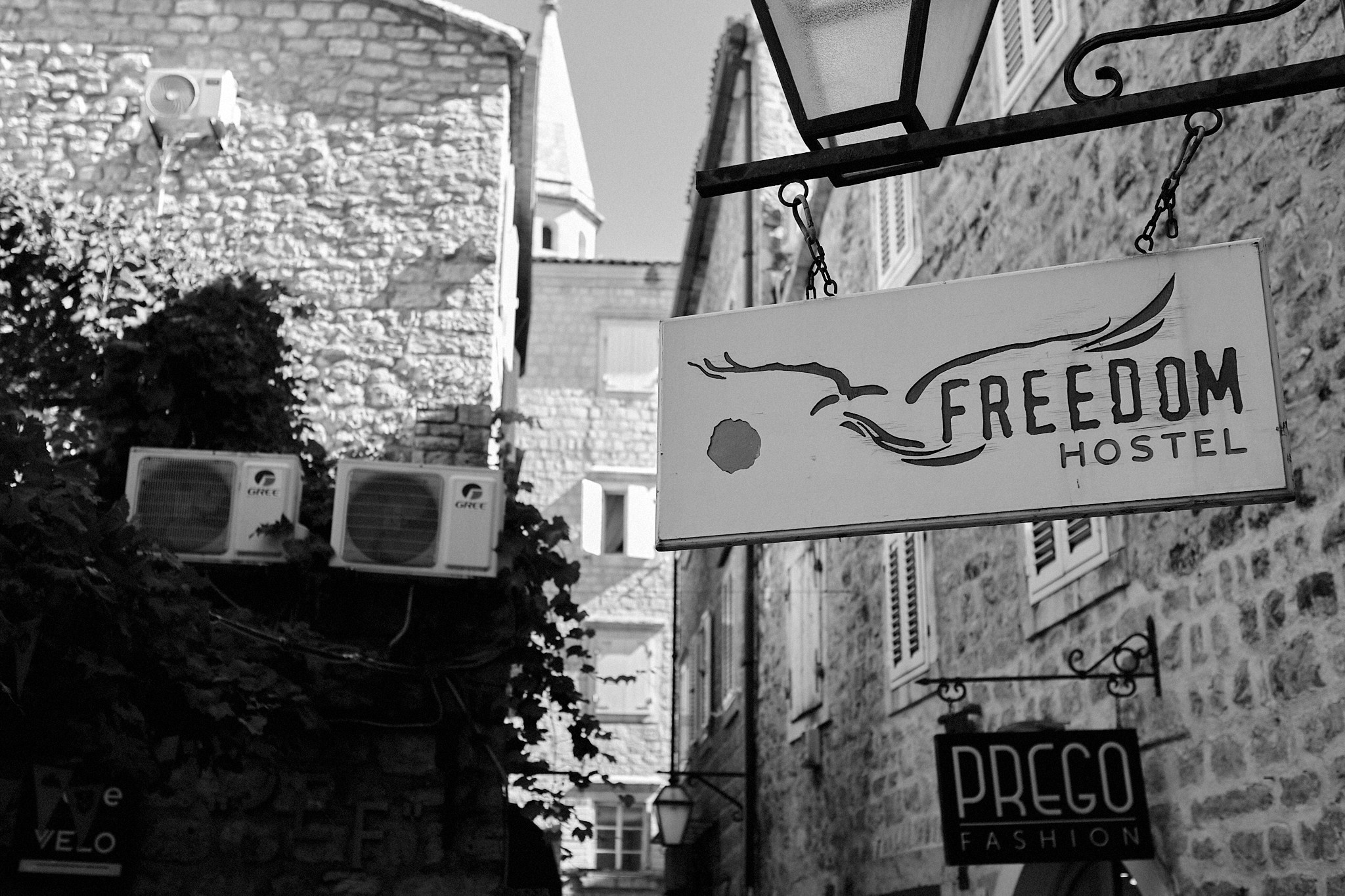 Фотосесія в Чорногорії. Артем. Портретний фотограф Альона Новгородцева