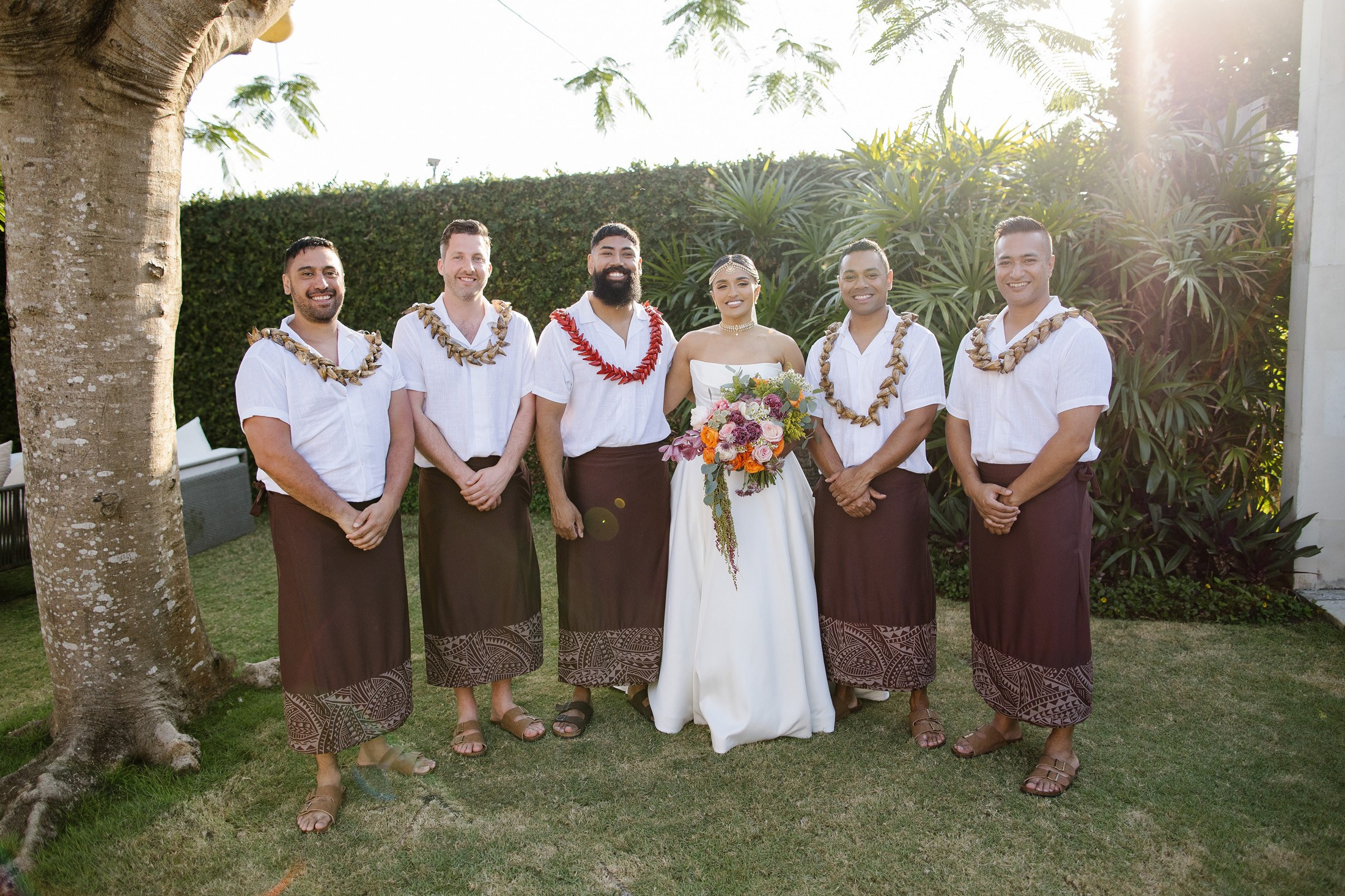 Big funny wedding with guests in paradise Bali island. Get.it.feel — Aesthetic Photography and Videography