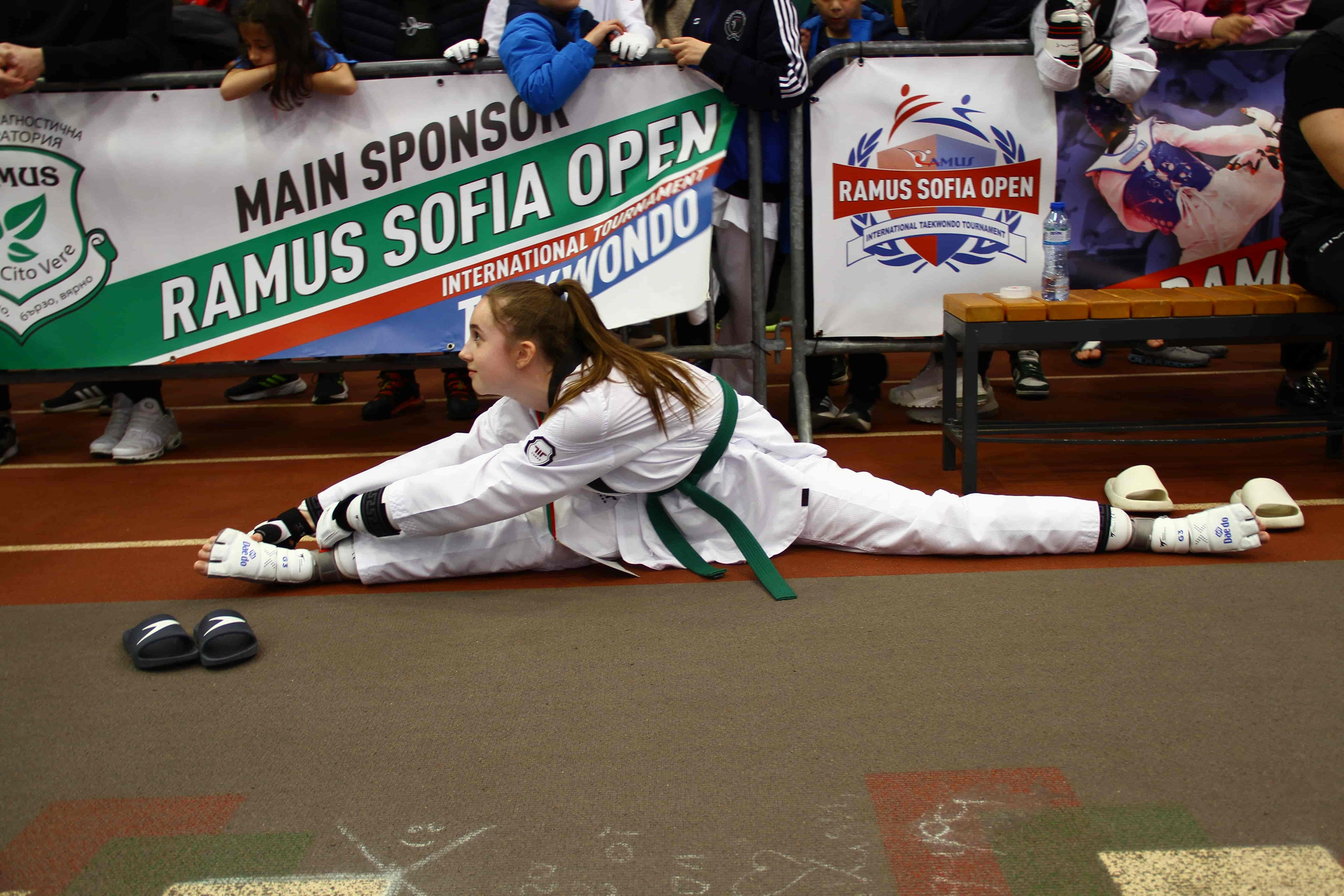 PhotoAdrenaline.com - BACKSTAGE фотография