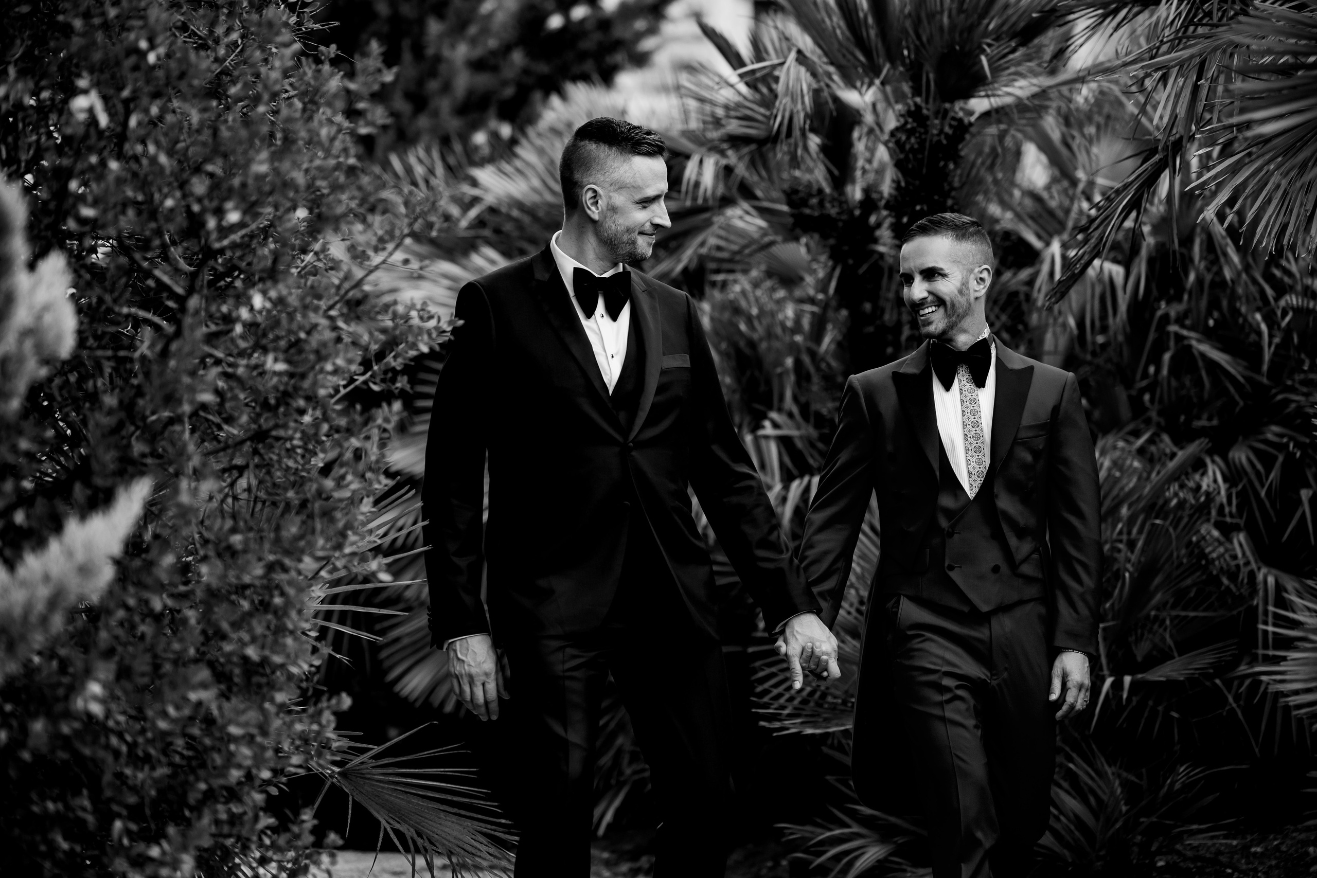 Forte da Cruz Gay Wedding in Portugal | Cy & Braulio. Lisbon Wedding Photographer | Timeless Documentary Wedding Photography