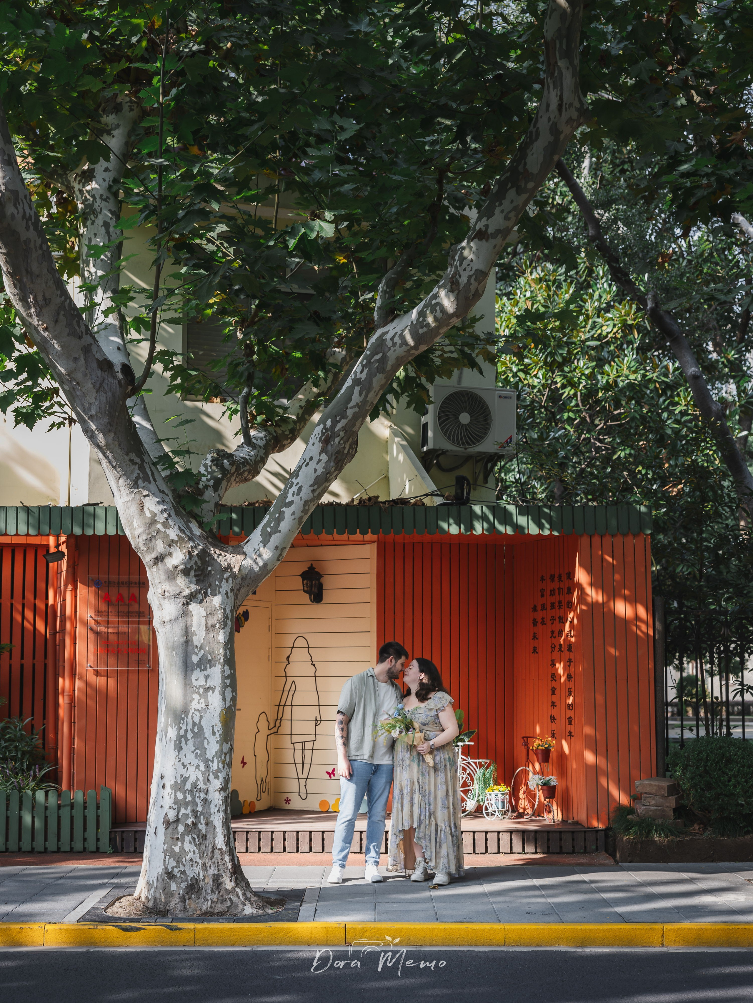 Shanghai Maternity Photographer | A Relaxed Pregnancy Session in the Former French Concession