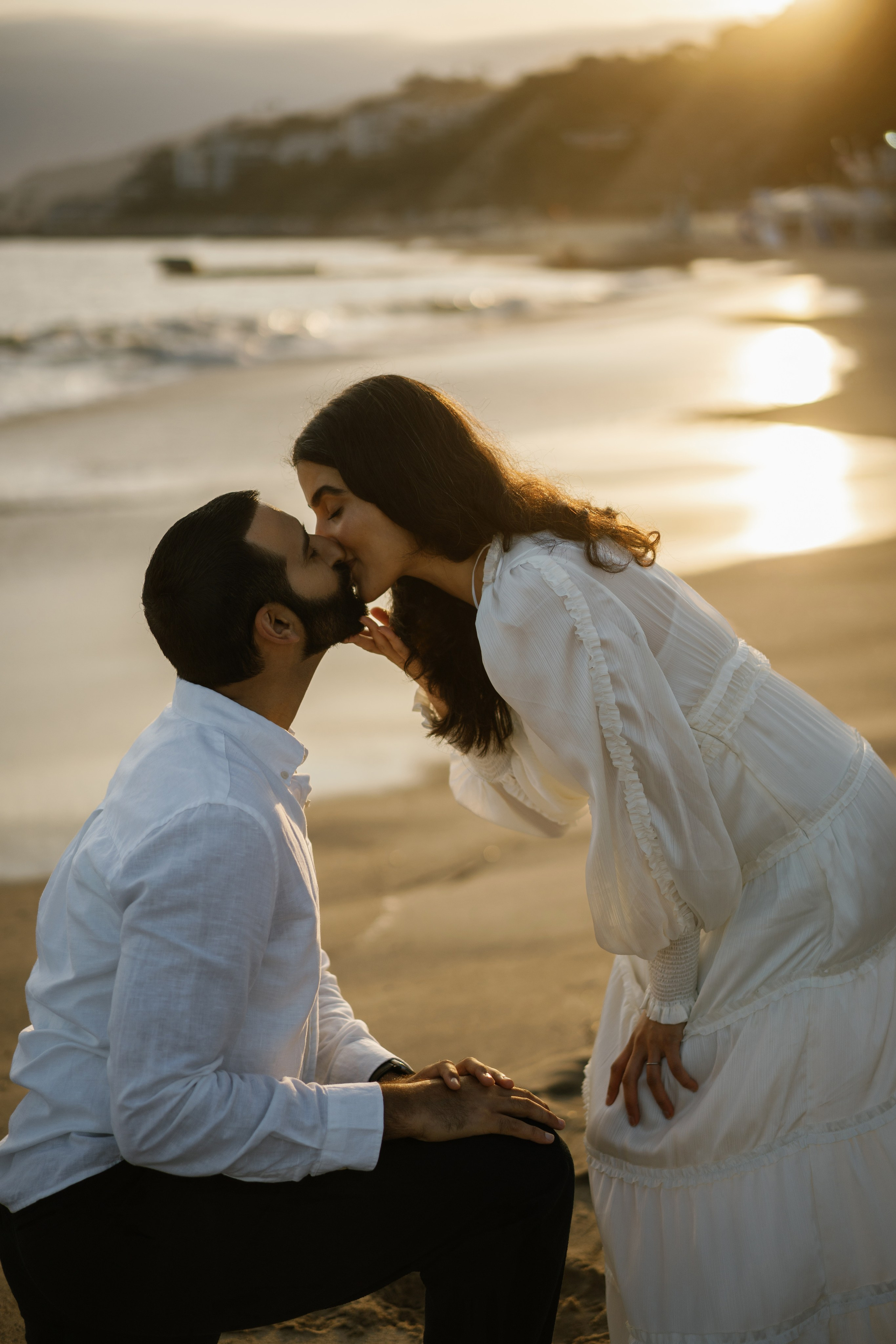 Santa Monica Sunset Engagement Photoshoot. Wedding Photography & Videography Team in California, Los Angeles, San Francisco, San Diego and Travel
