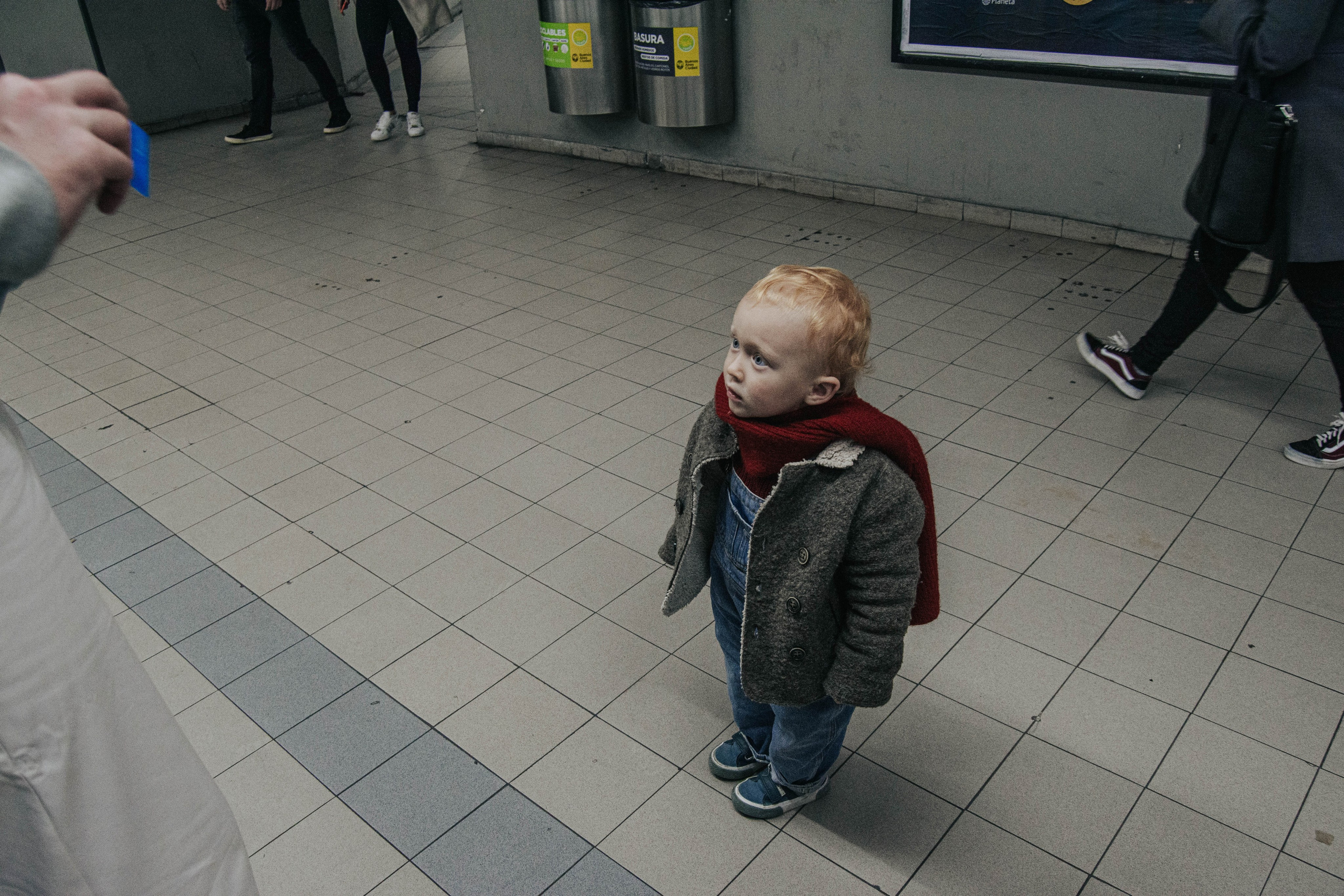 Family photo shoot. Buenos Aires. Photographer @elmirkami in the city of Buenos Aires