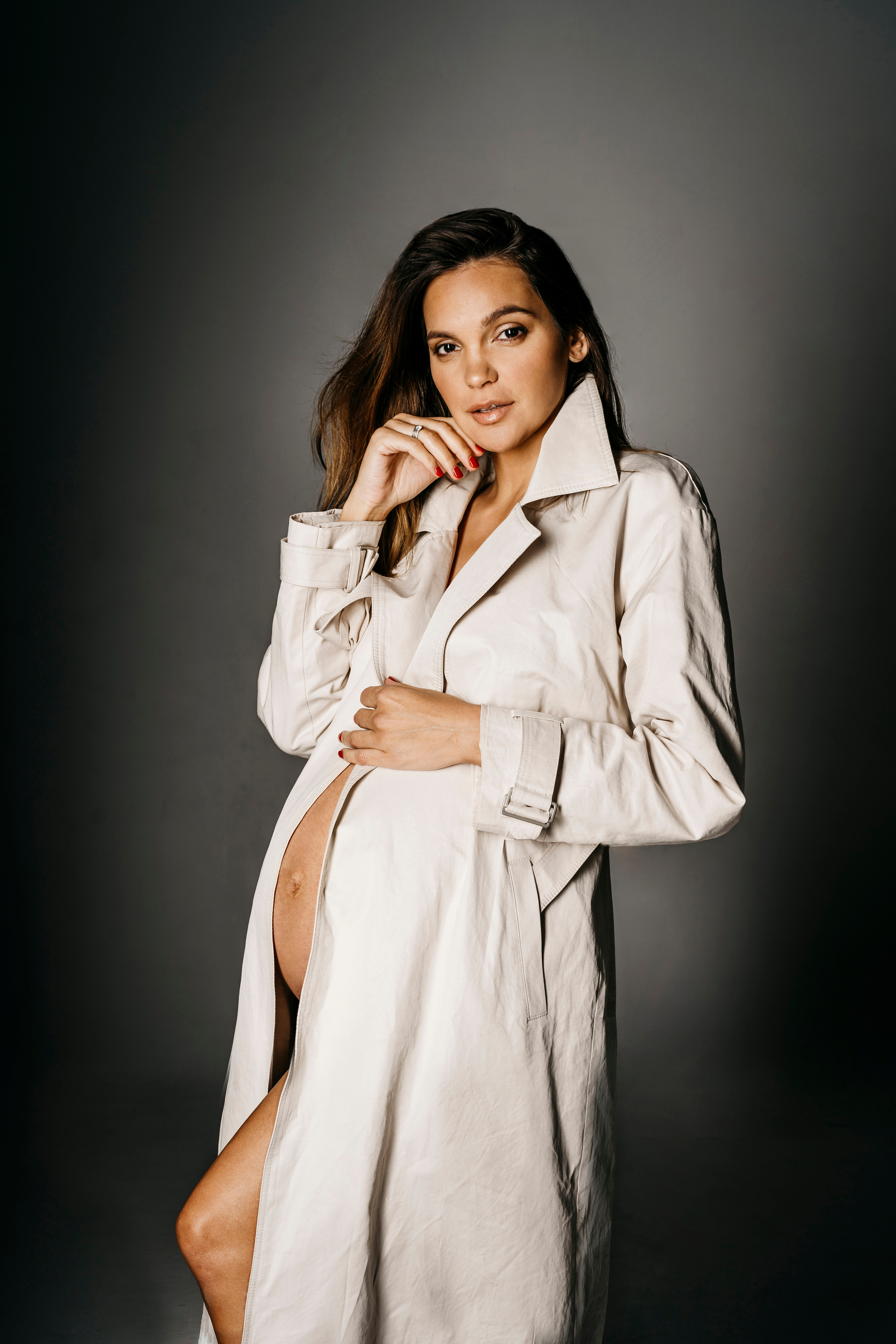 Radika. Modern maternity photographer in Long Island New York