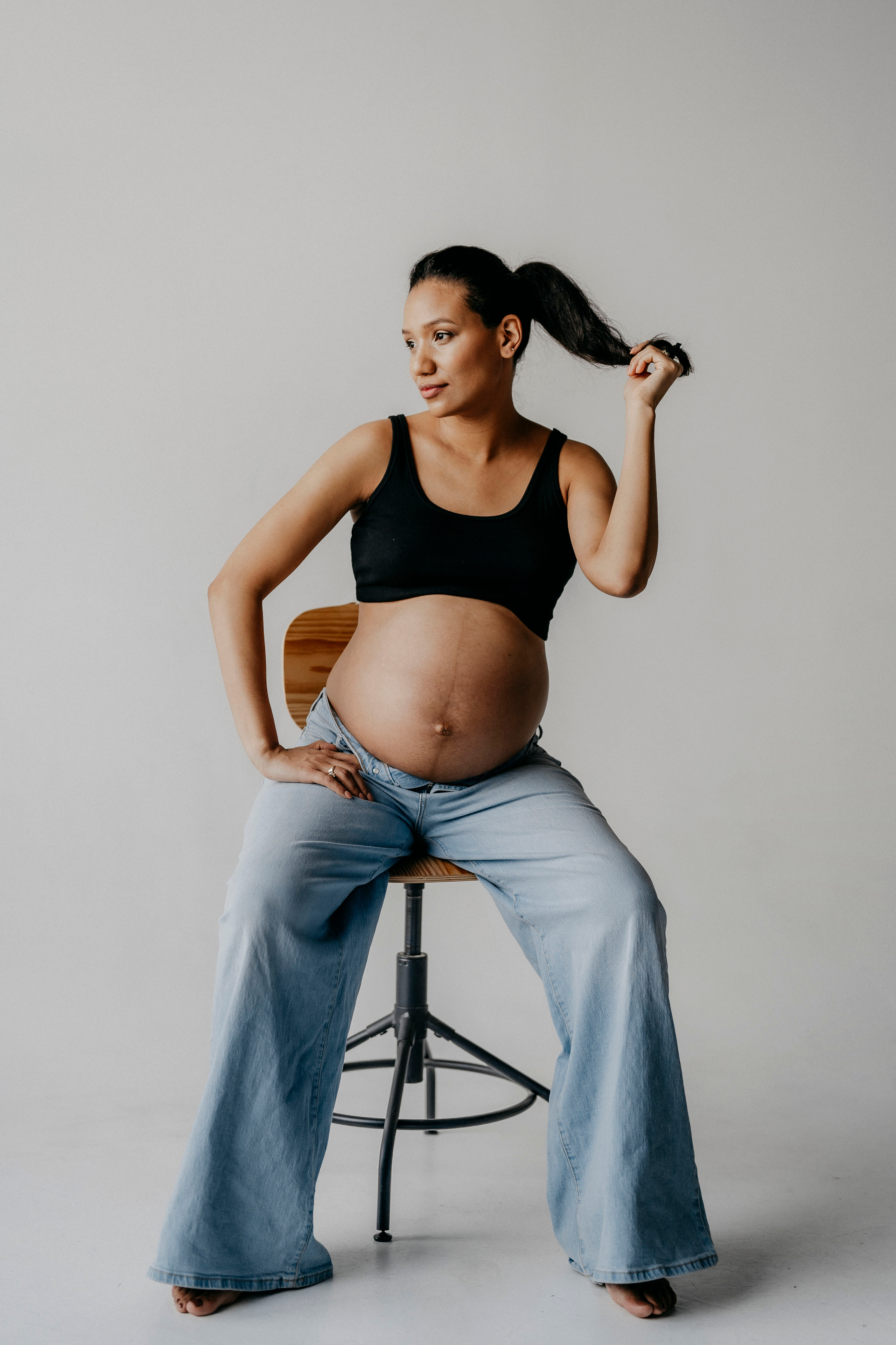 Katheryne. Modern maternity photographer in Long Island New York