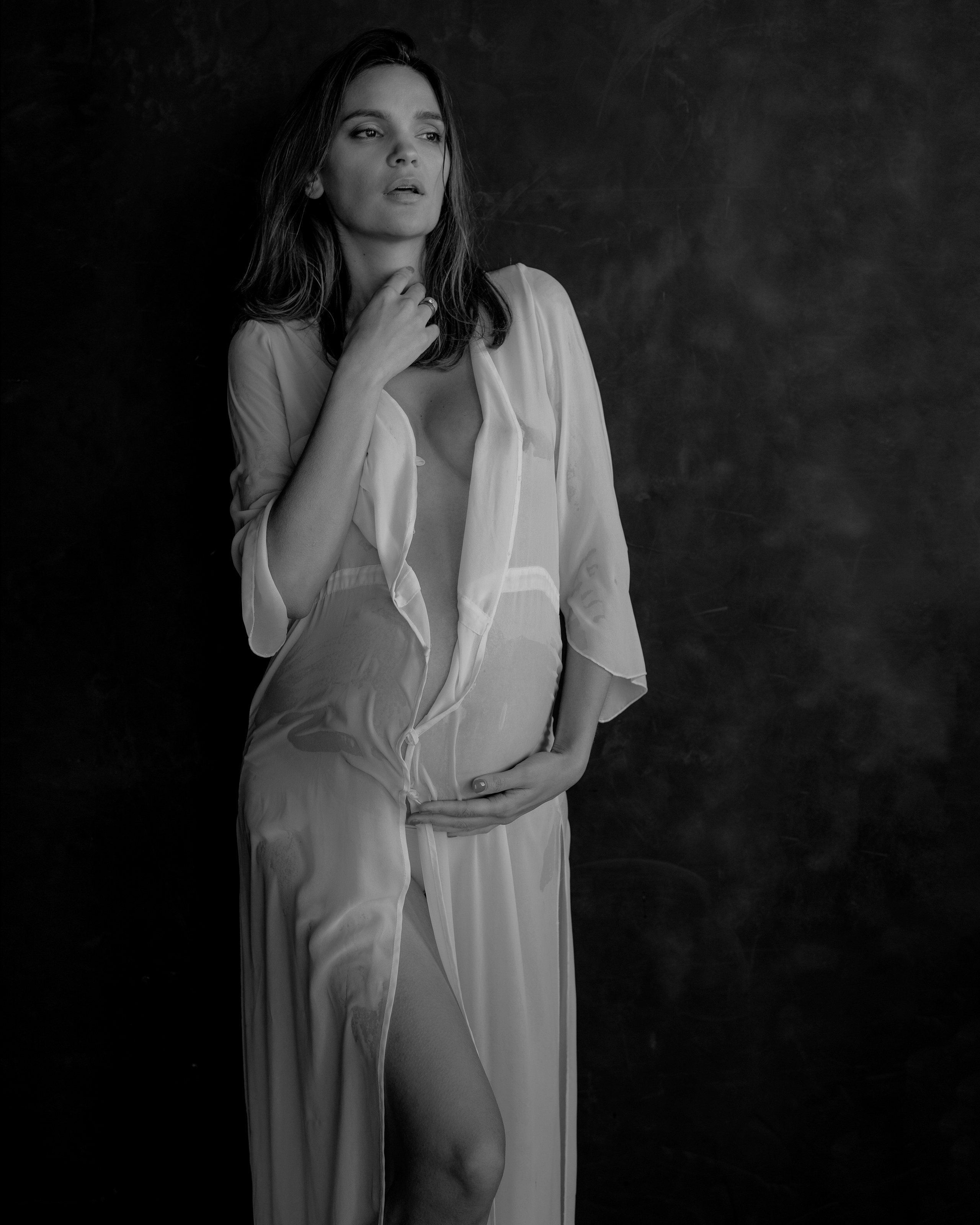 Radika. Modern maternity photographer in Long Island New York