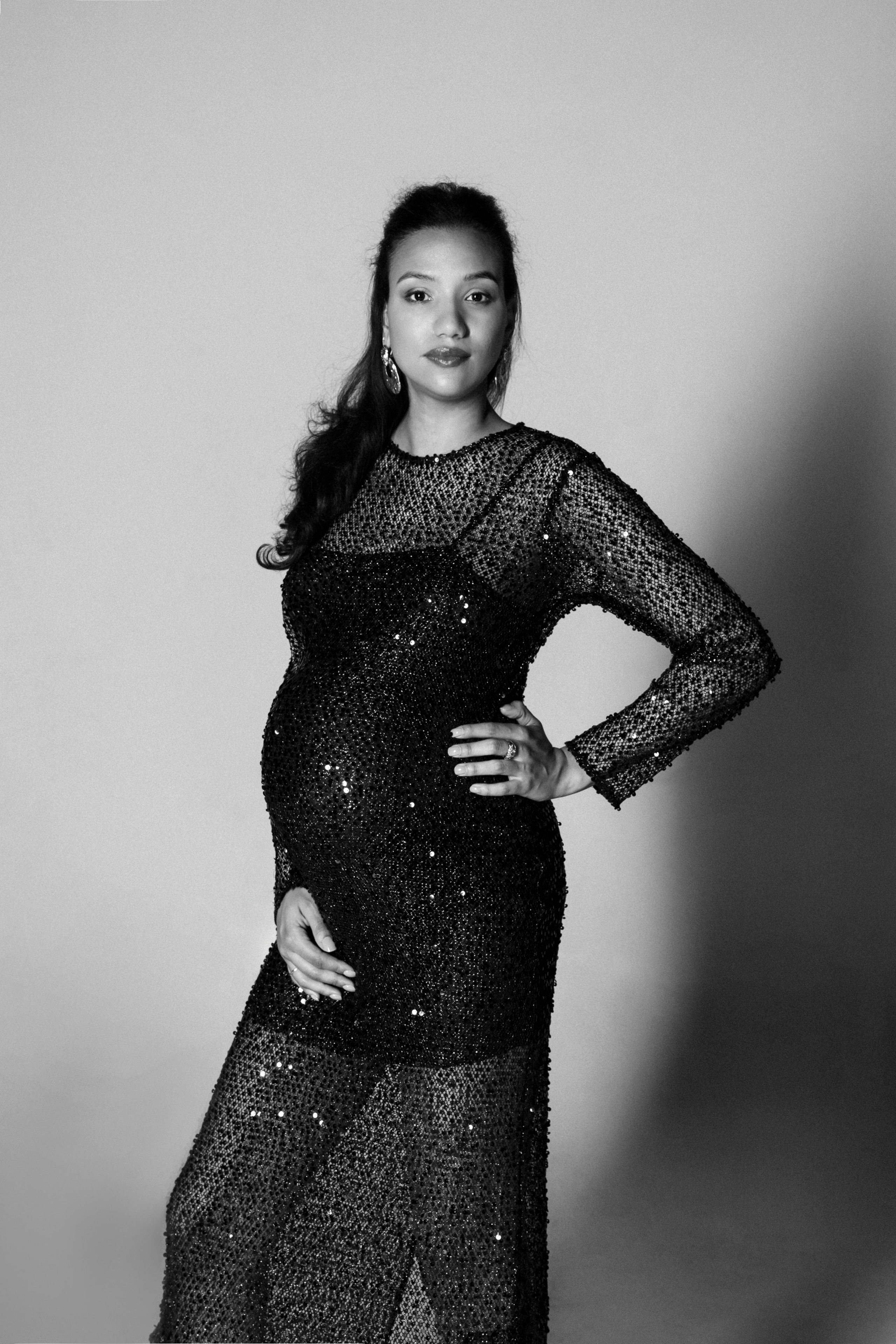 Katheryne. Modern maternity photographer in Long Island New York