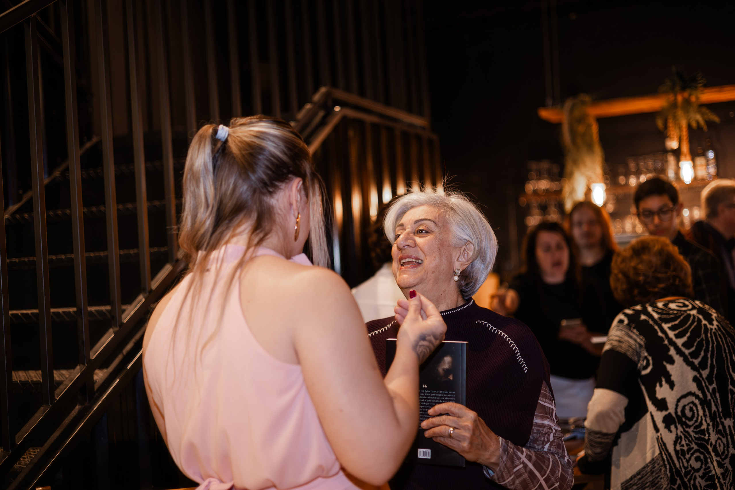 Lançamento de Livro Vivi Princival