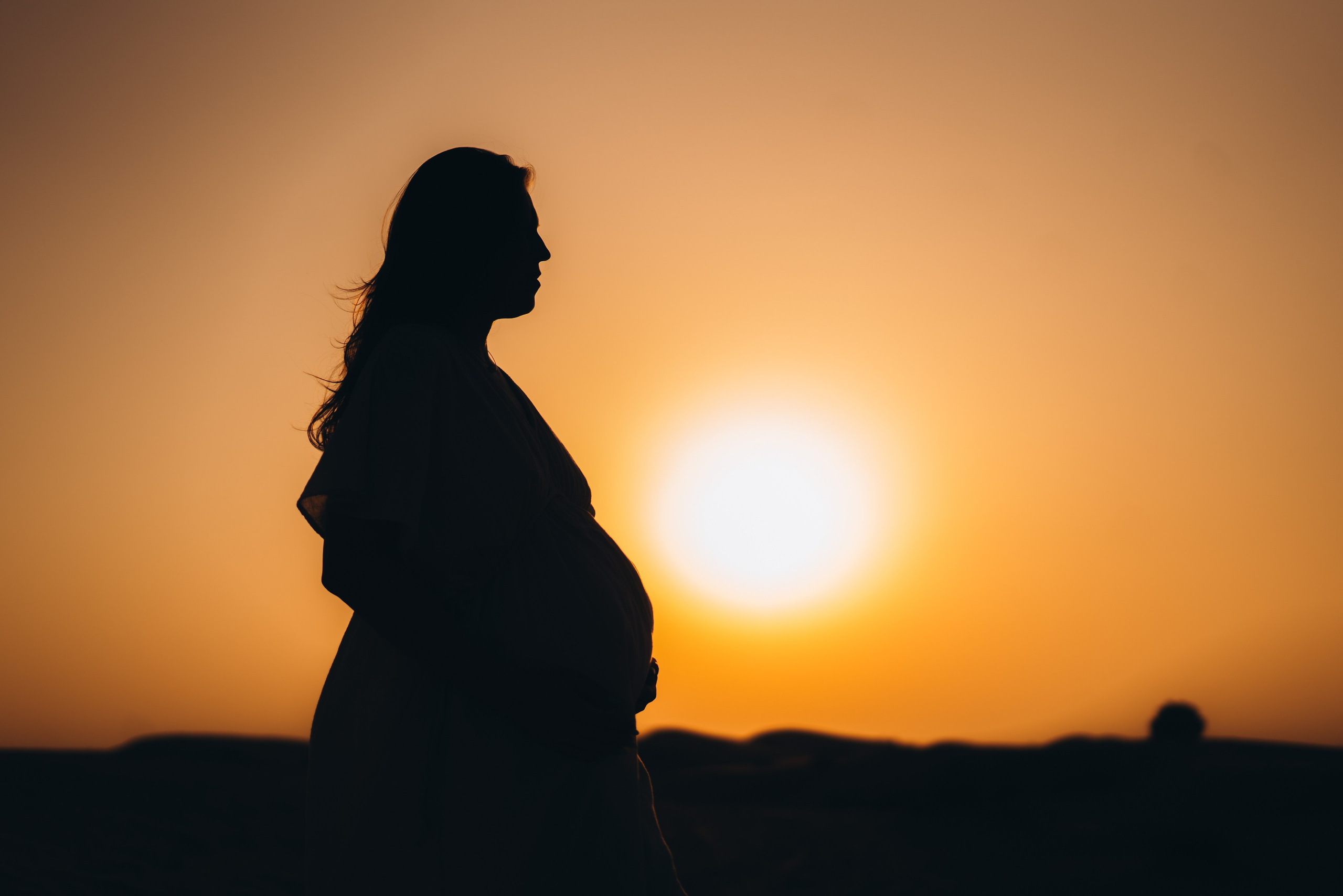 Golden Sands, glowing life. Angela Iakovleva — Family Photographer in Dubai