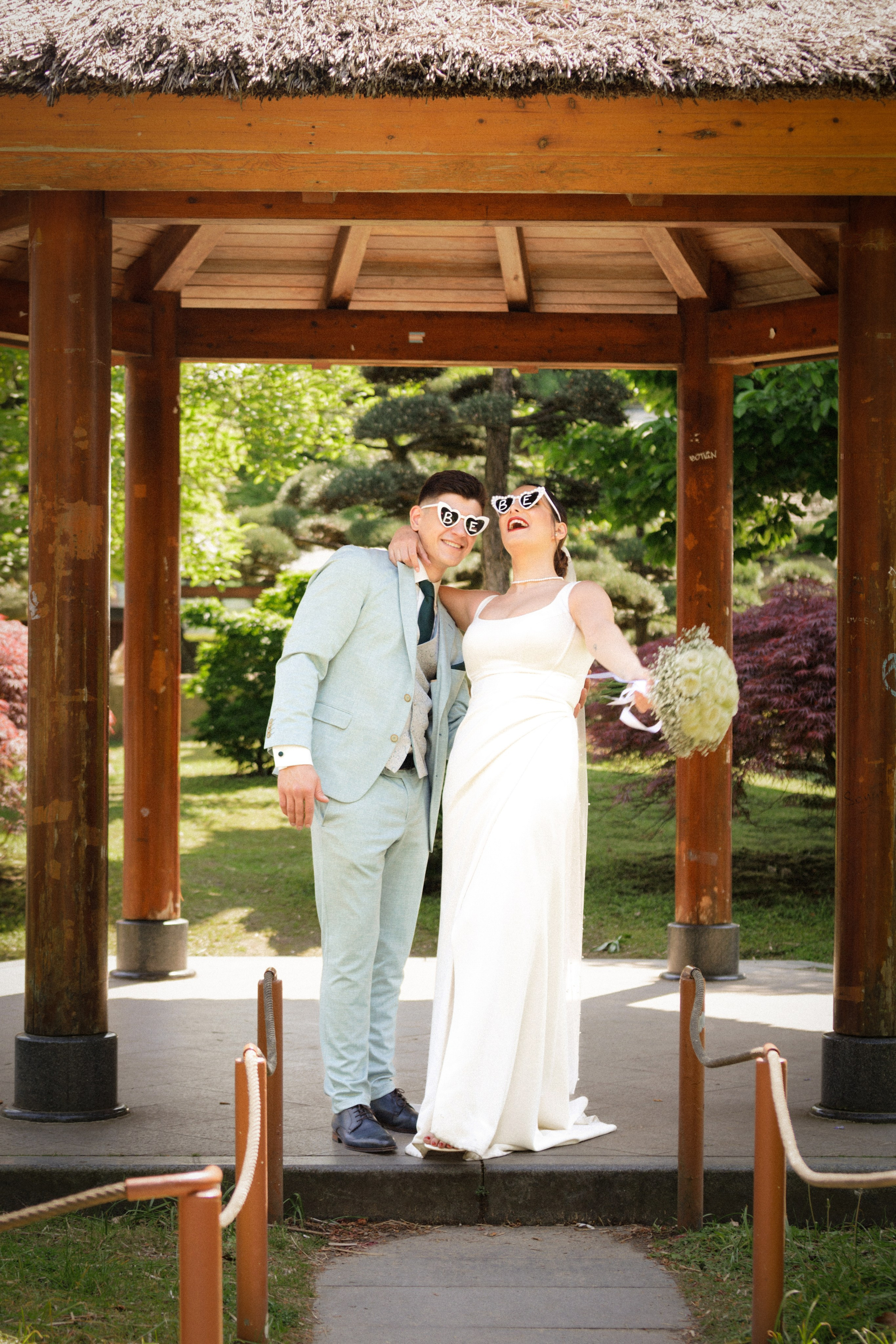 Natürliche Hochzeitsfotografie im Planten un Blomen | Hamburgs grüne Oase. Hochzeitsfotograf und Hochzeitsvideograf aus Hamburg | Roka21Film